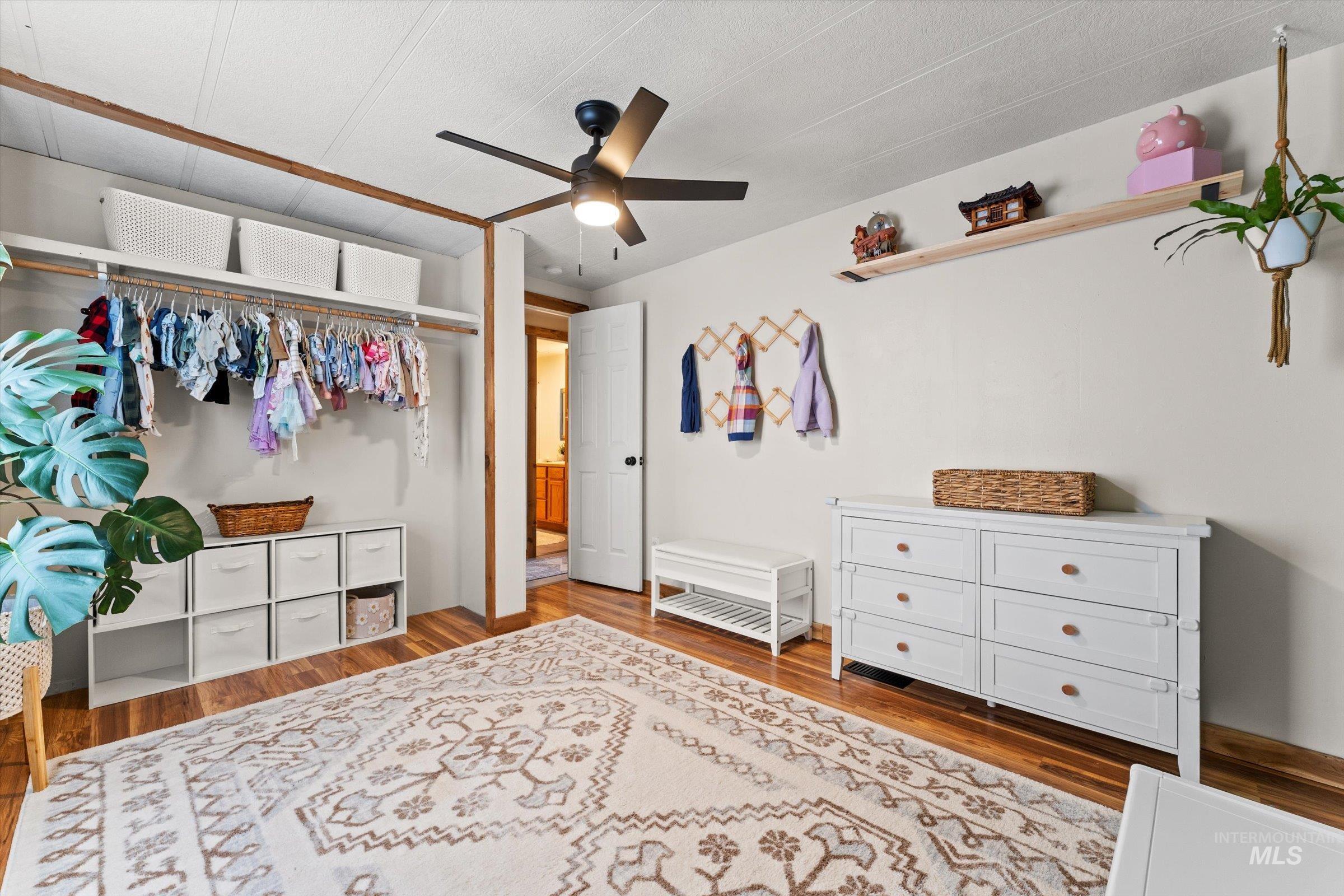 10653 Valley Hi Road