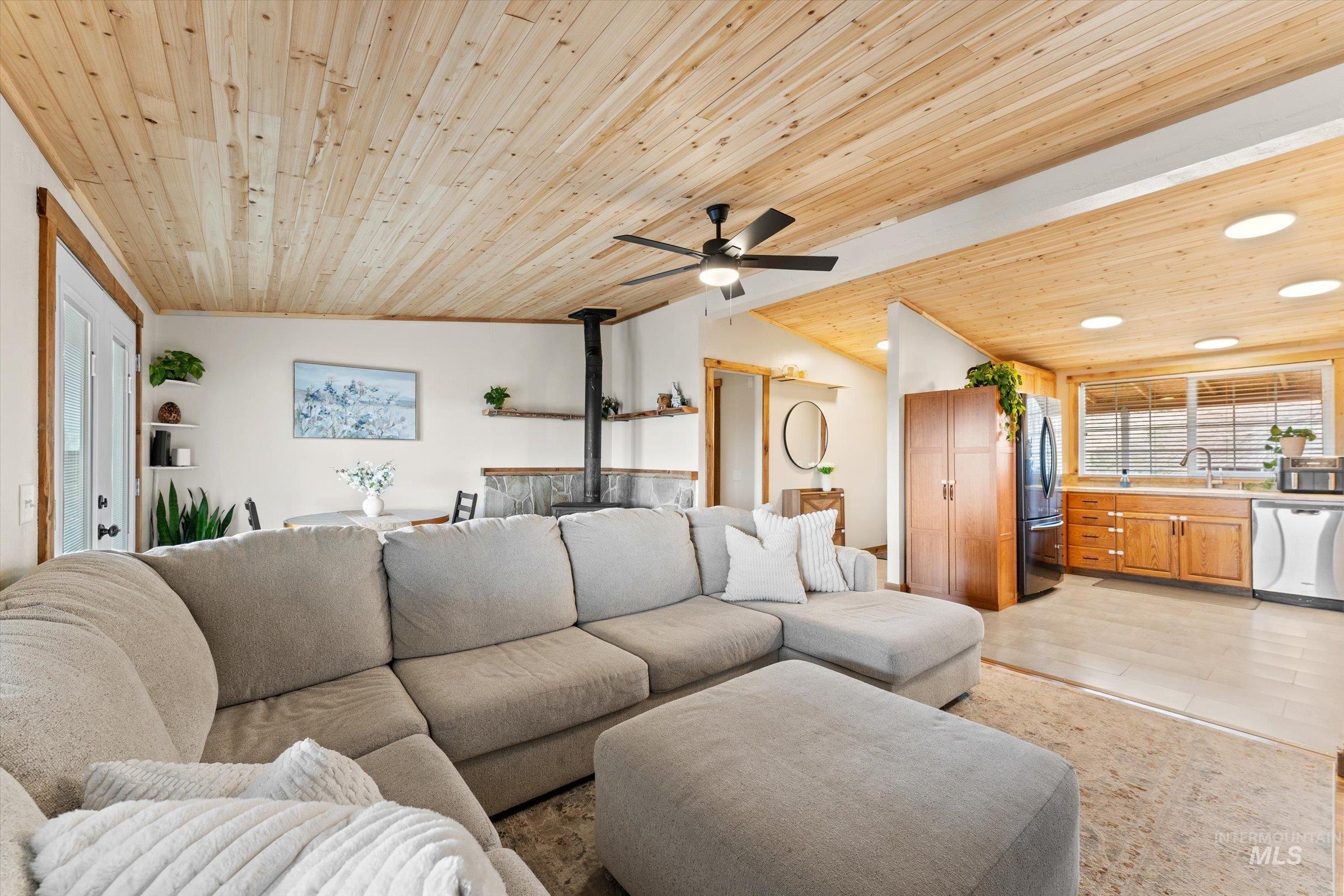 10653 Valley Hi Road