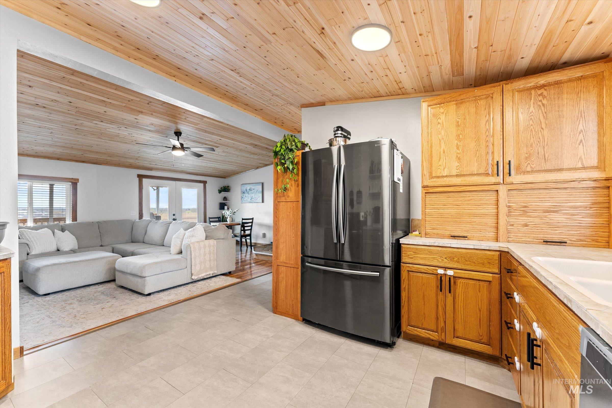 10653 Valley Hi Road