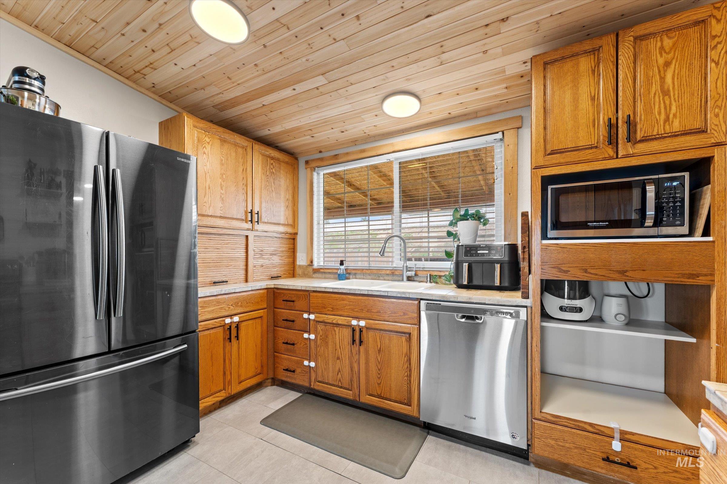 10653 Valley Hi Road