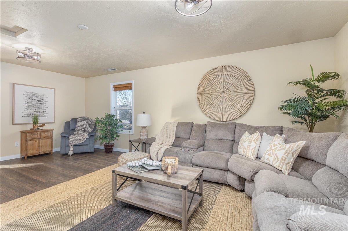208 E Kaibab Trail St.