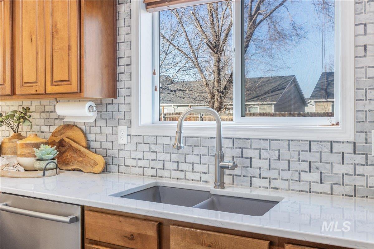 208 E Kaibab Trail St.