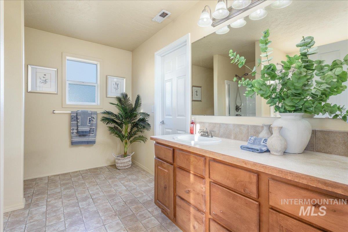 208 E Kaibab Trail St.