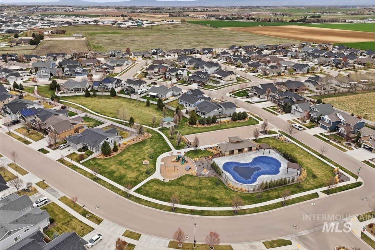 9382 S Updale Avenue