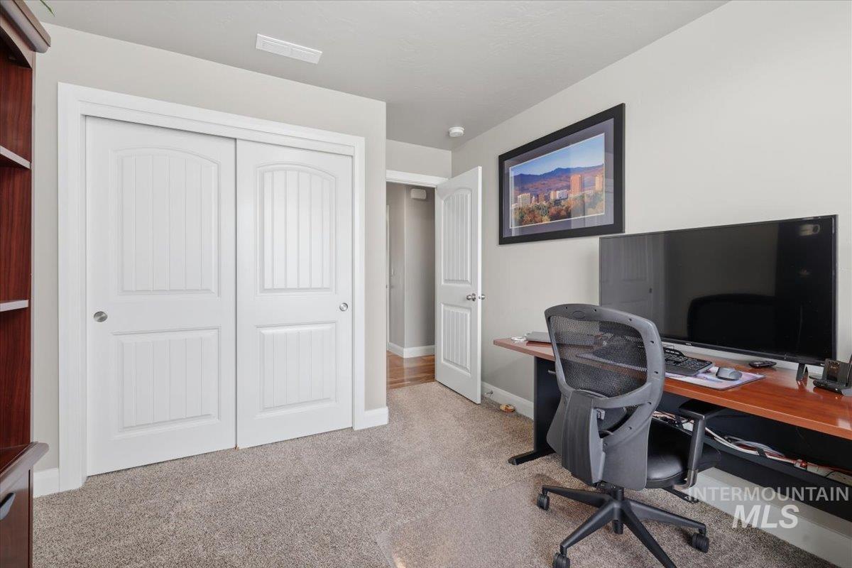 9382 S Updale Avenue