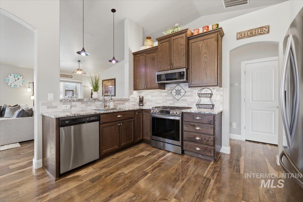 9382 S Updale Avenue