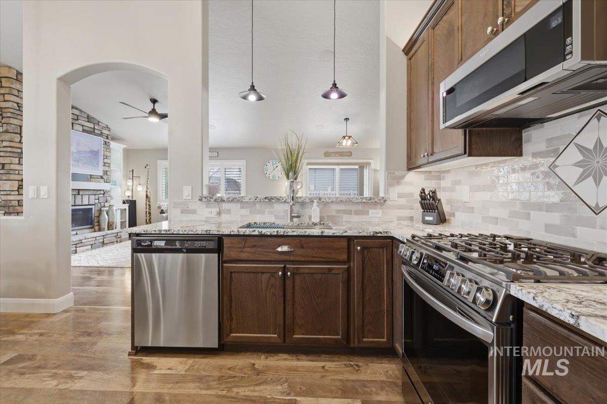 9382 S Updale Avenue