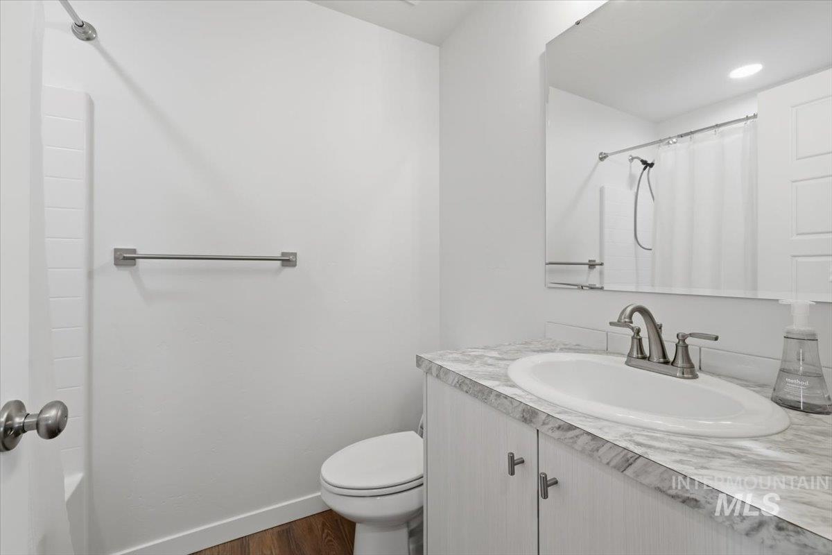 5496 S Desert Cactus Ave