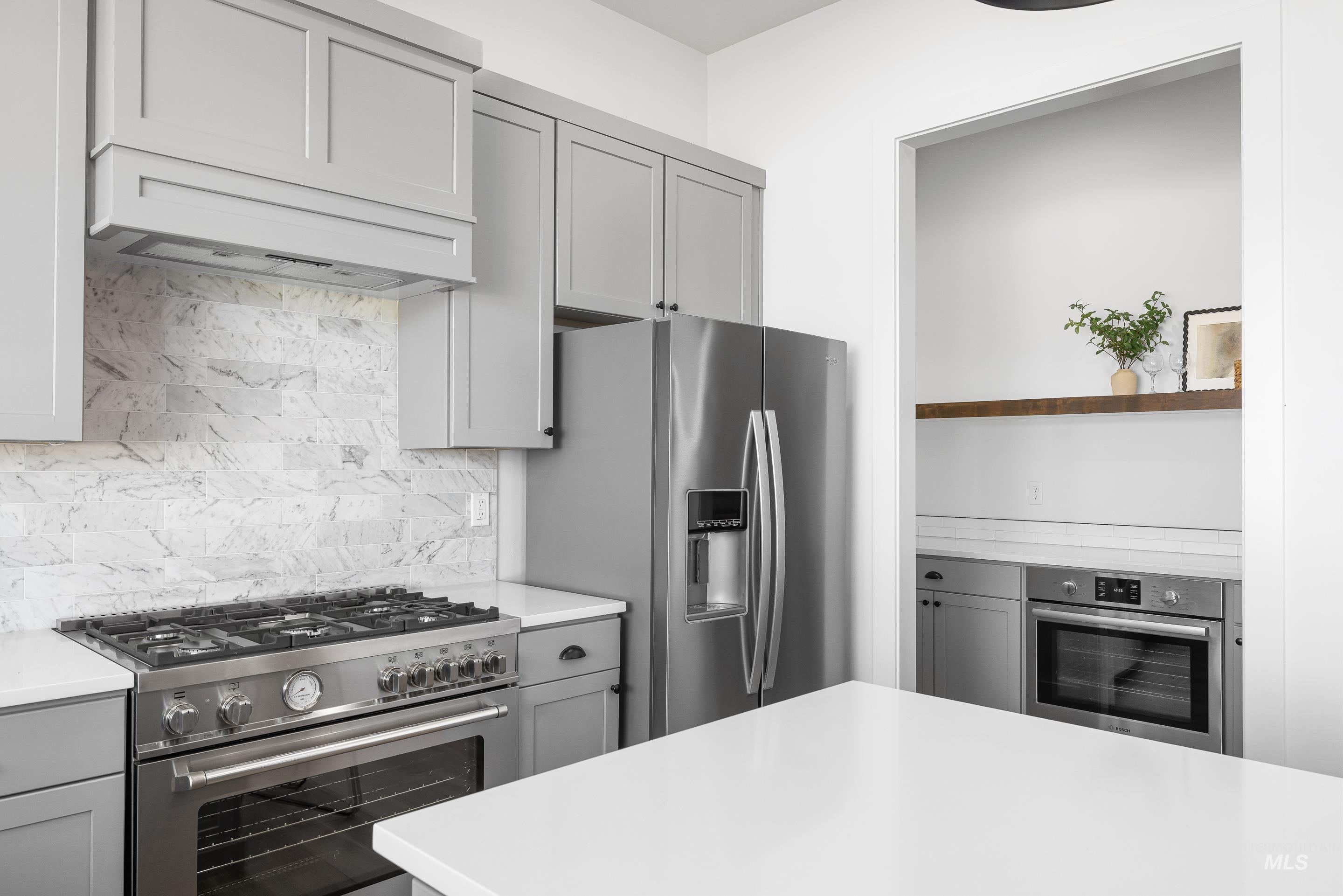 9848 W Aviara Street