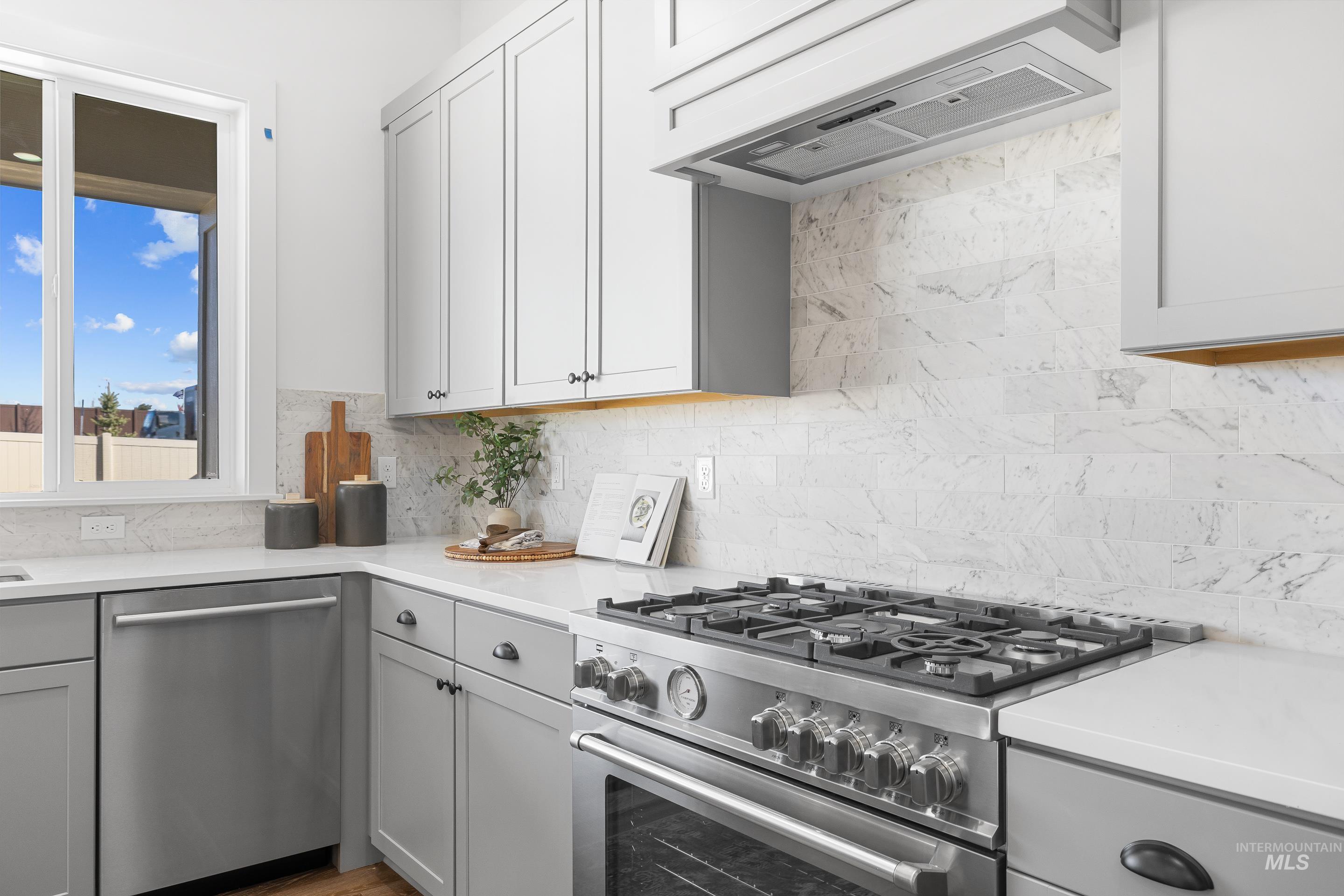 9848 W Aviara Street