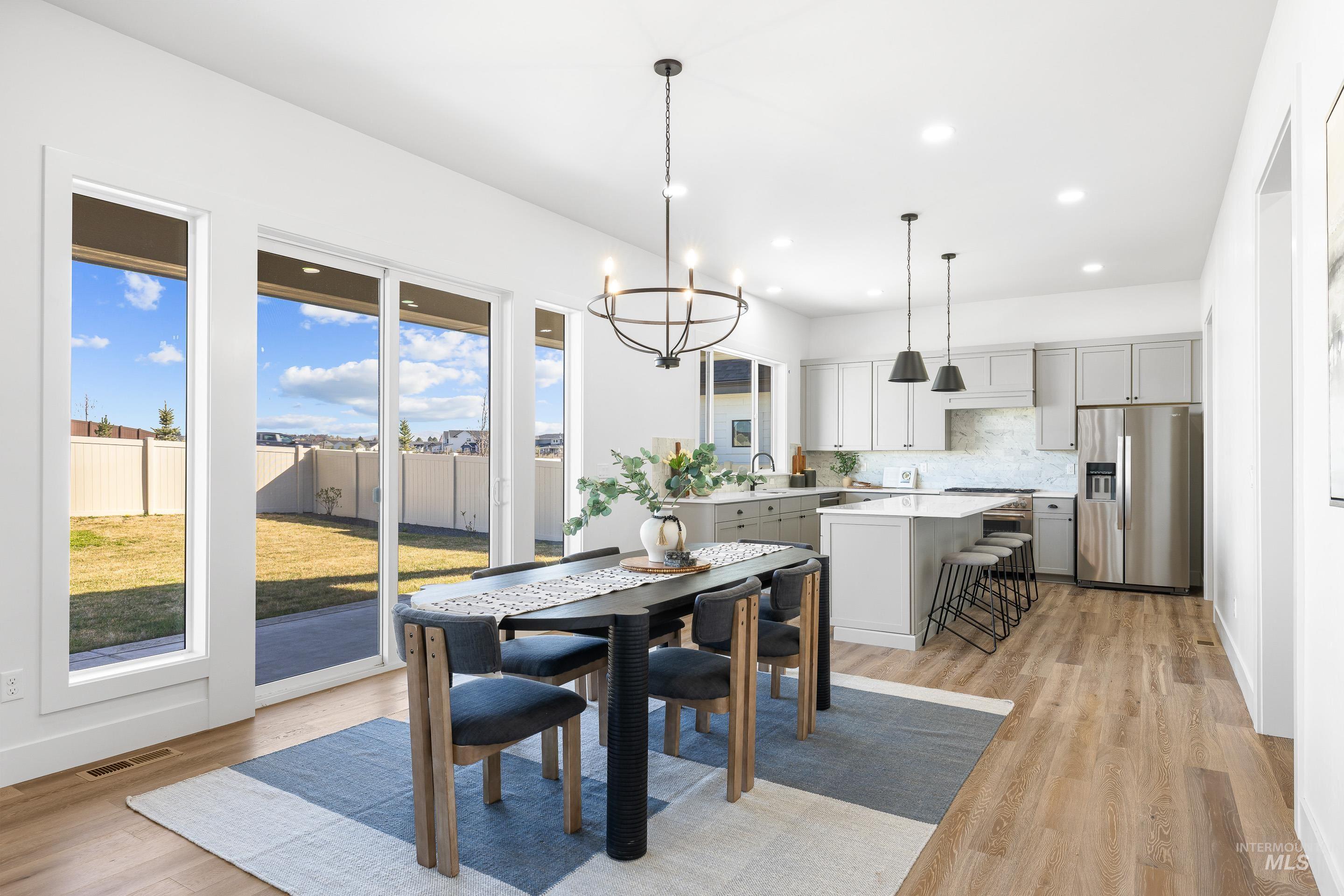 9848 W Aviara Street