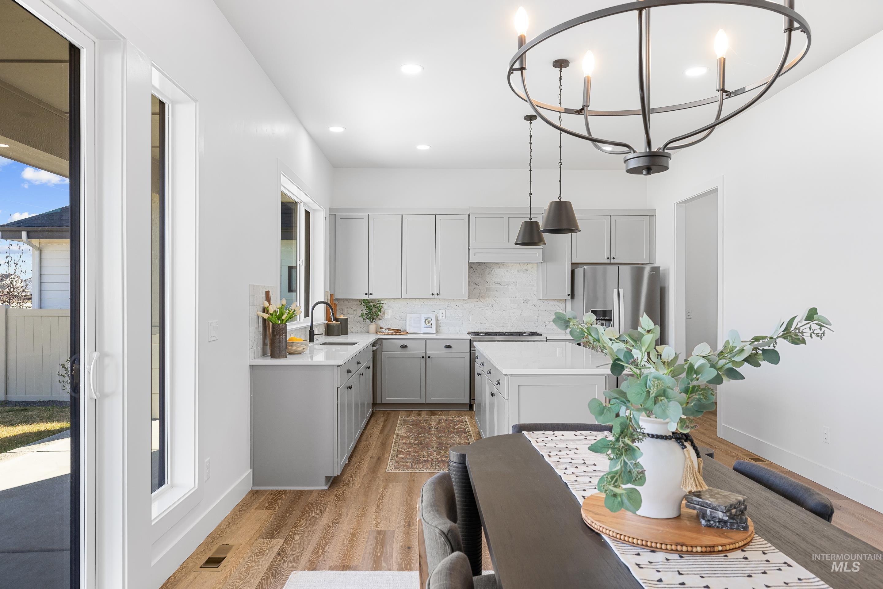 9848 W Aviara Street