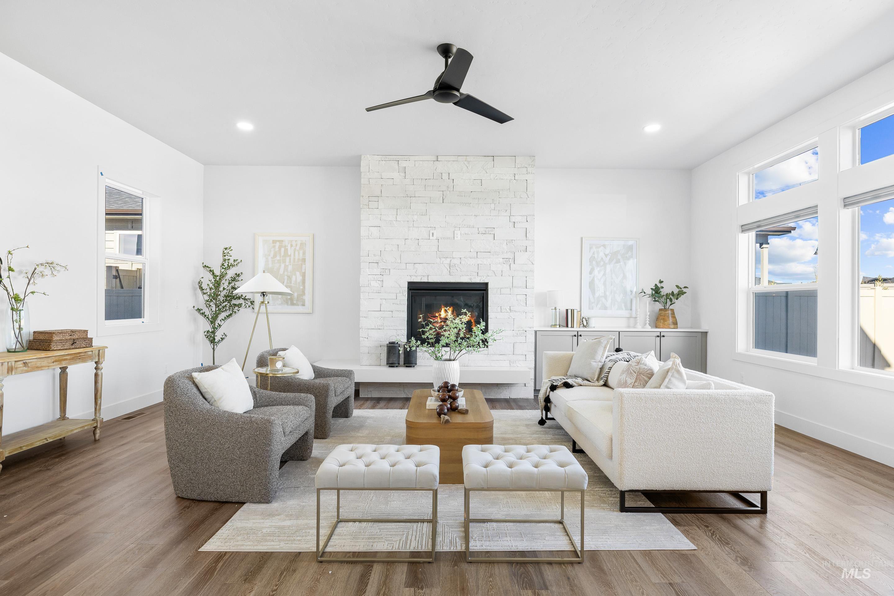 9848 W Aviara Street