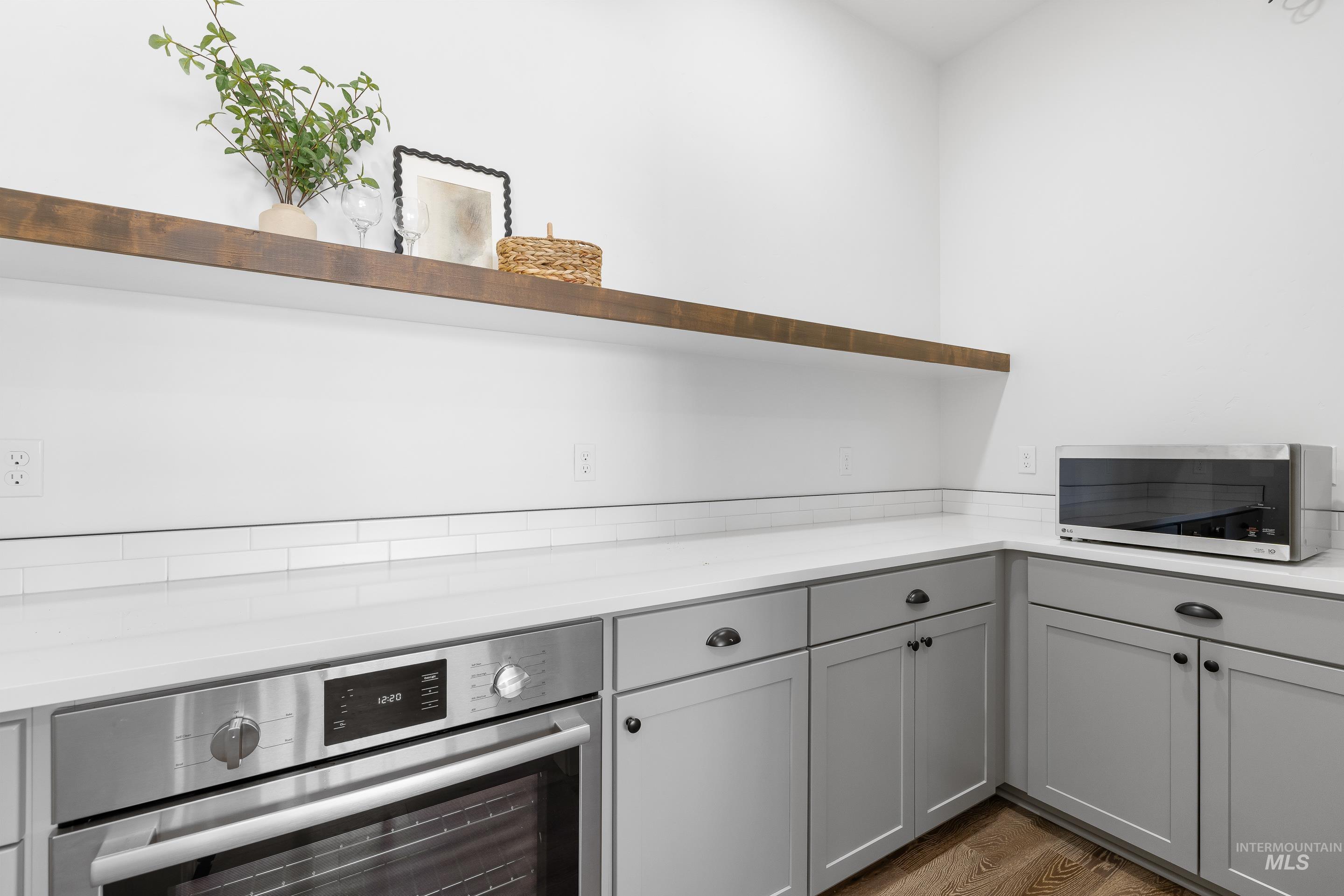 9848 W Aviara Street