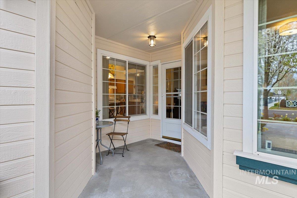 3357 W Fieldstream Ln