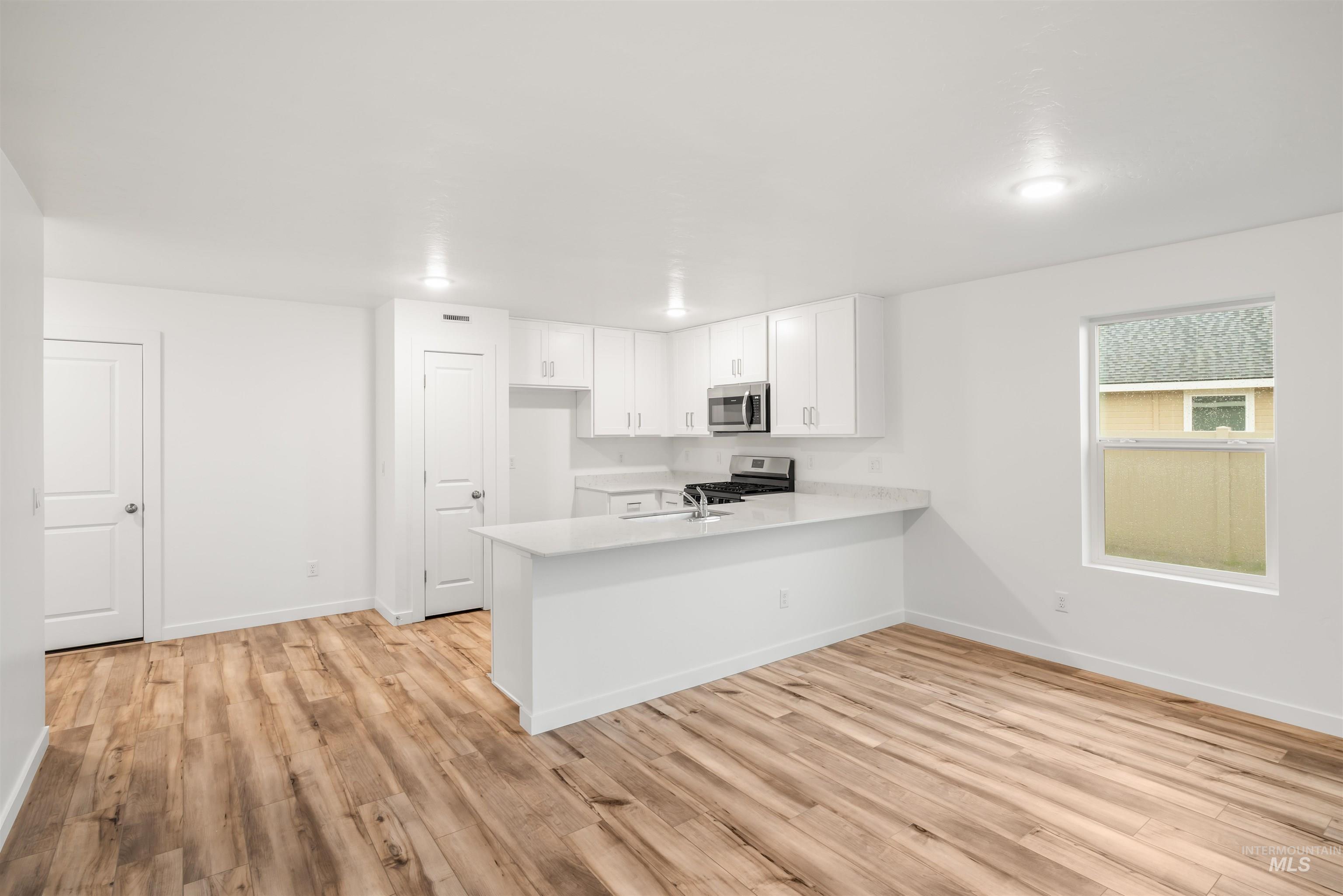 11124 Maroon Bells Dr