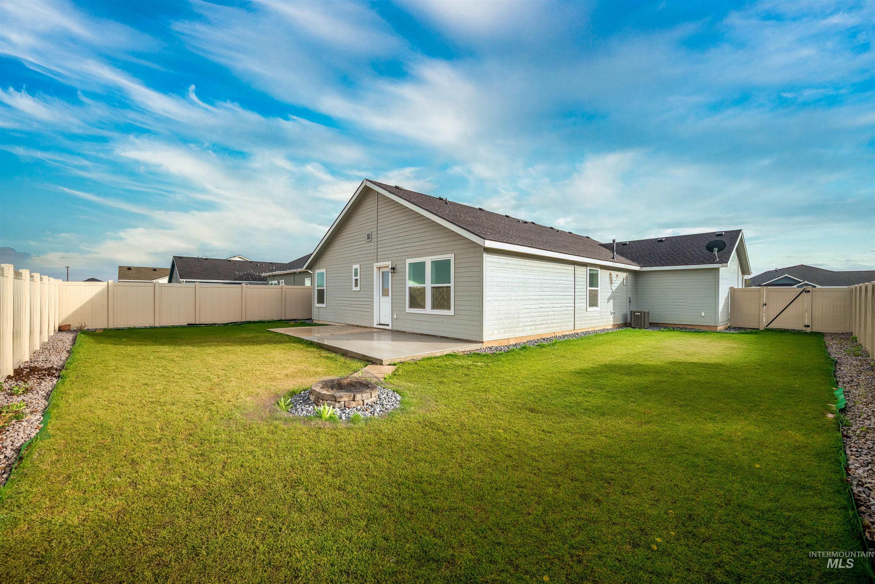 11124 Maroon Bells Dr
