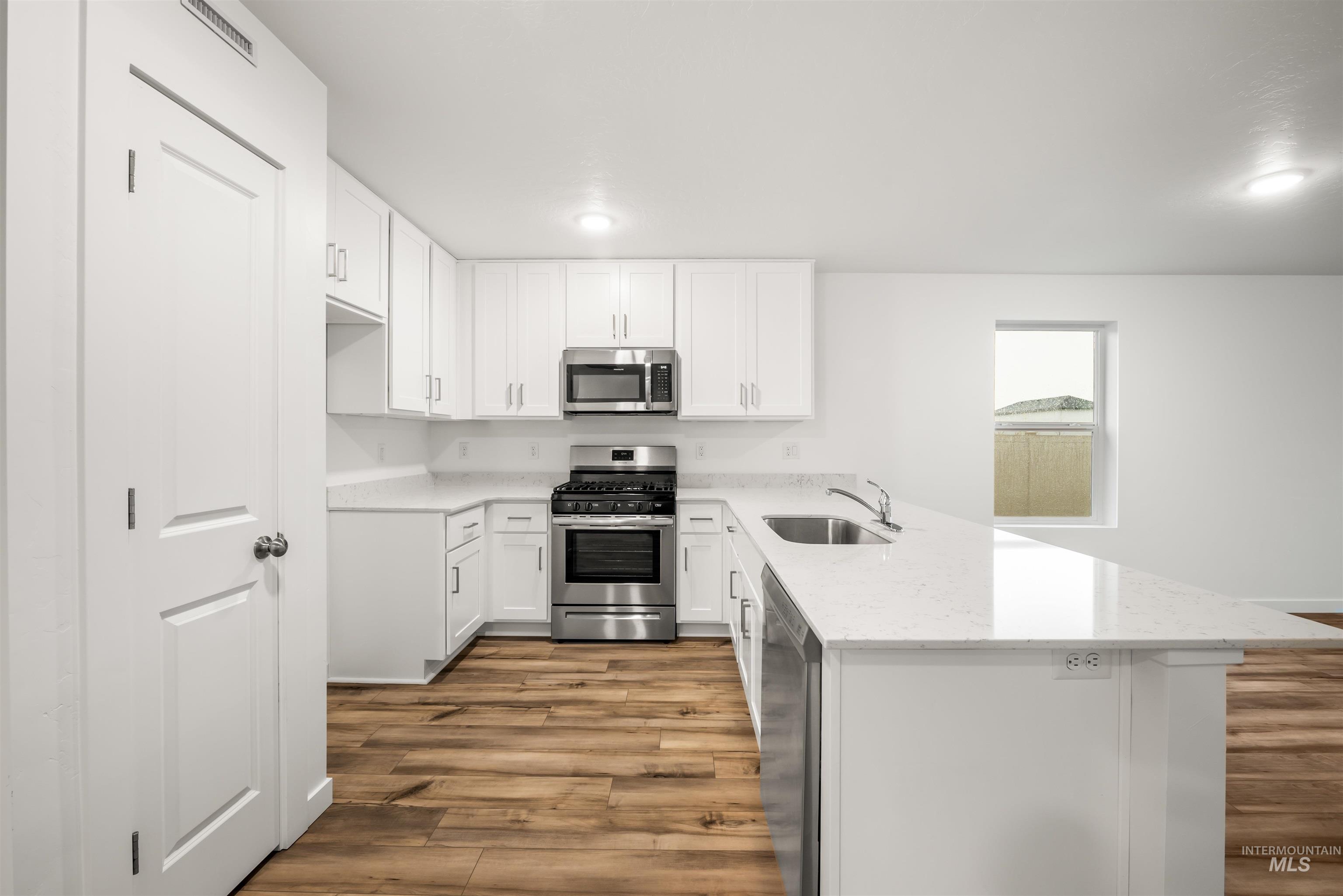11124 Maroon Bells Dr