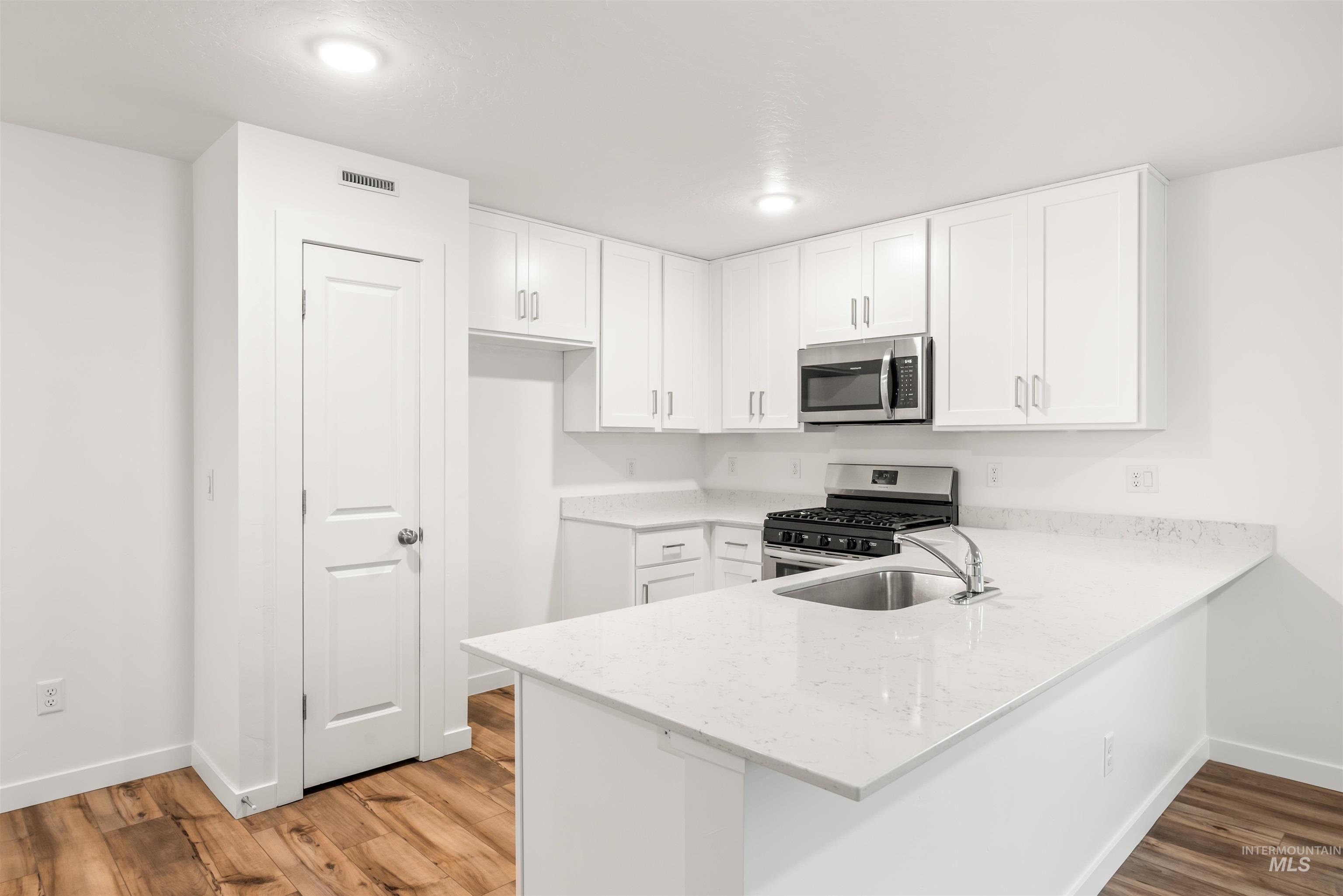 11124 Maroon Bells Dr