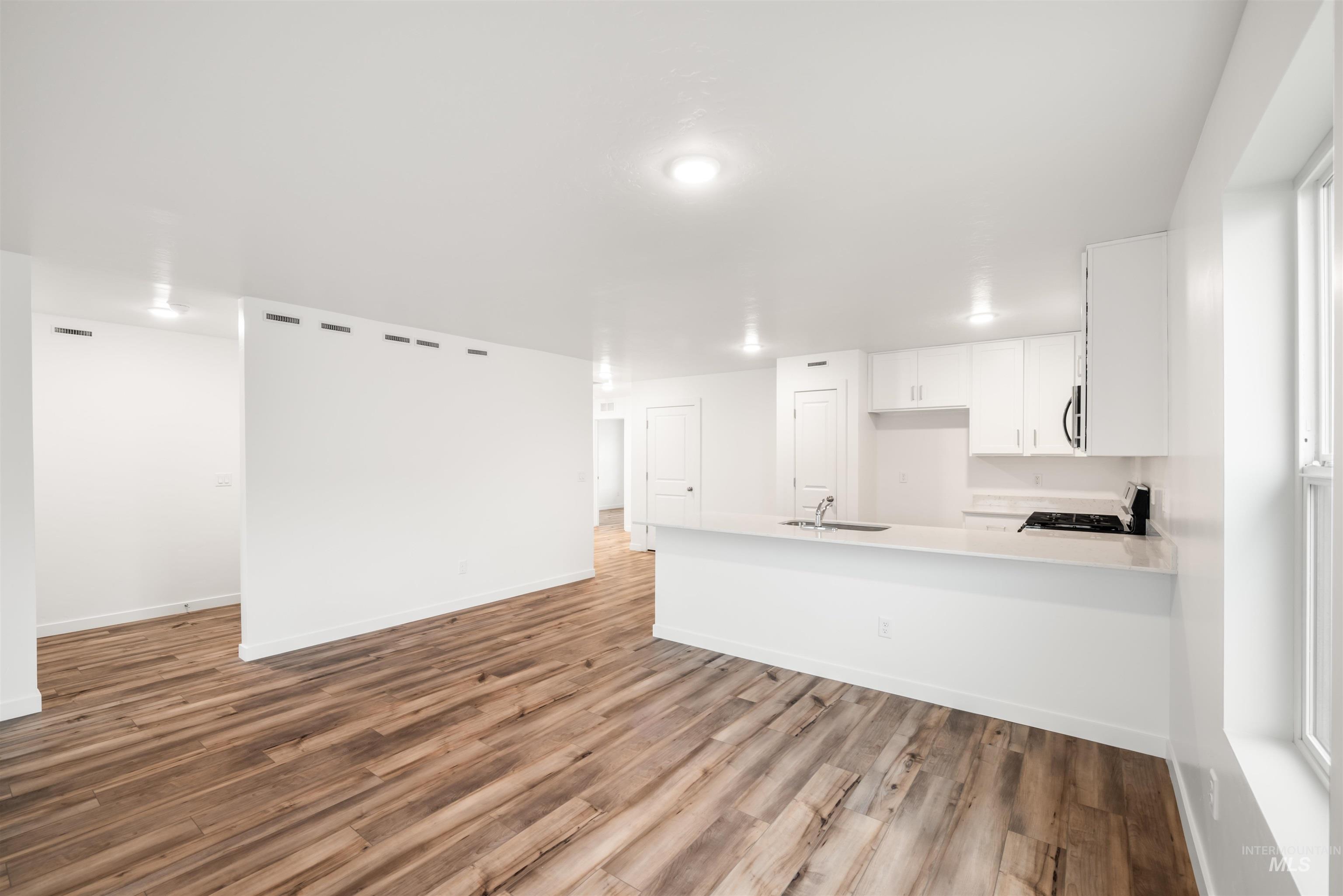 11124 Maroon Bells Dr