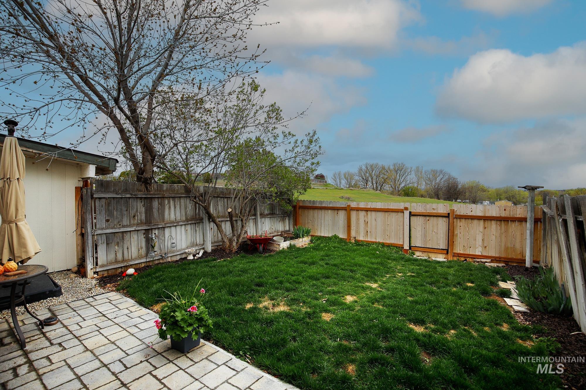 10534 W Fox Ridge Dr