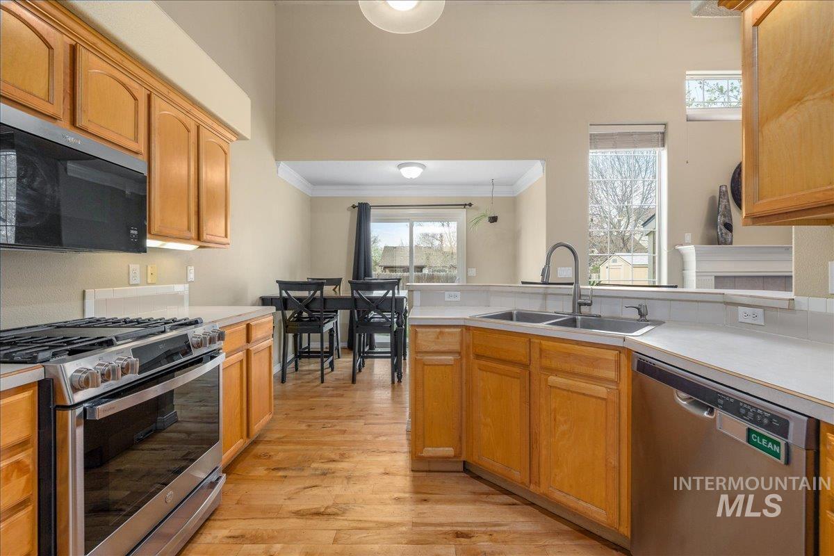 2727 S S Merrimac Pl