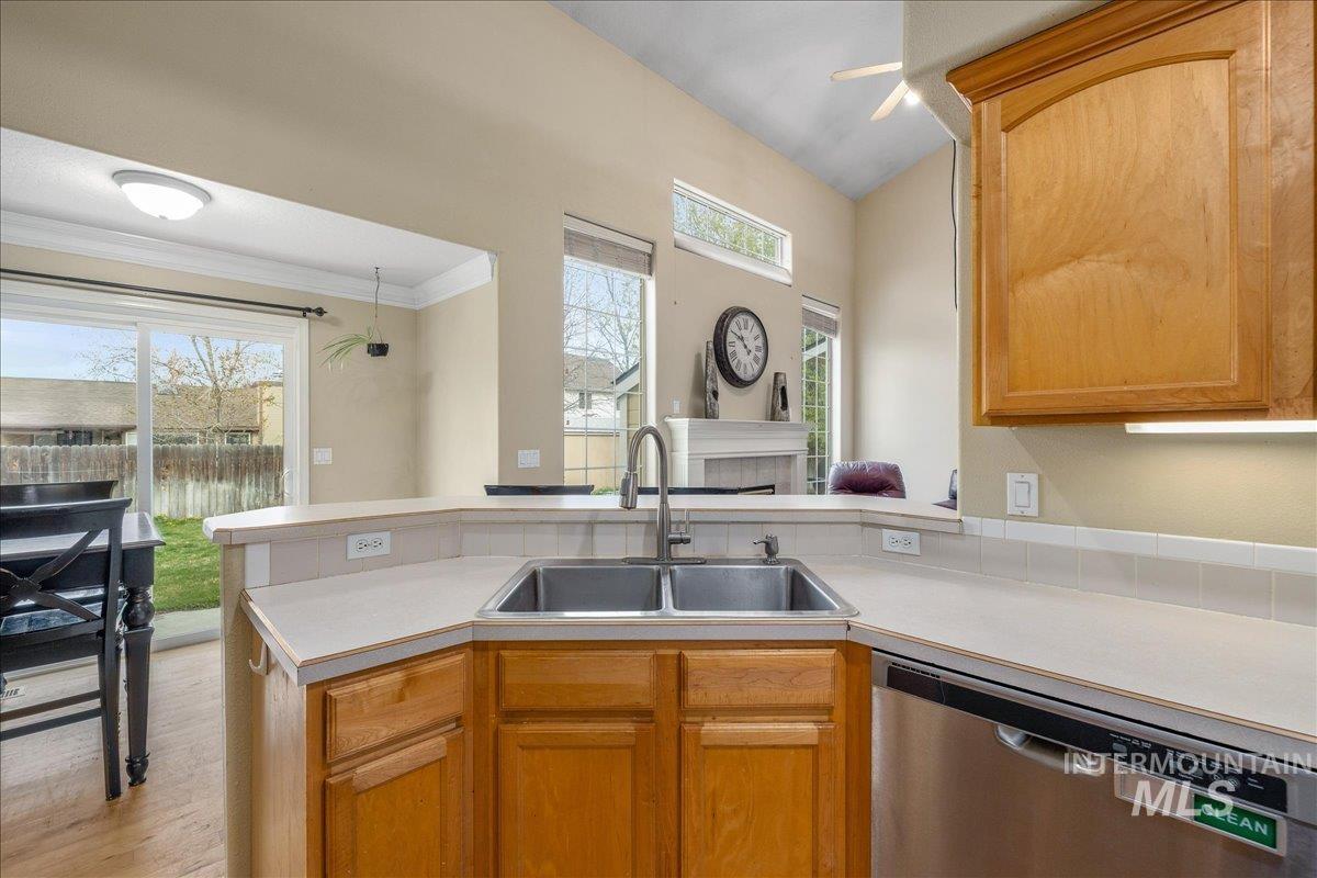 2727 S S Merrimac Pl