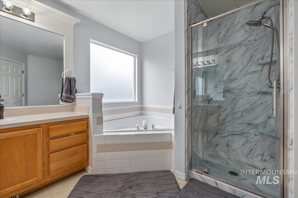 2727 S S Merrimac Pl