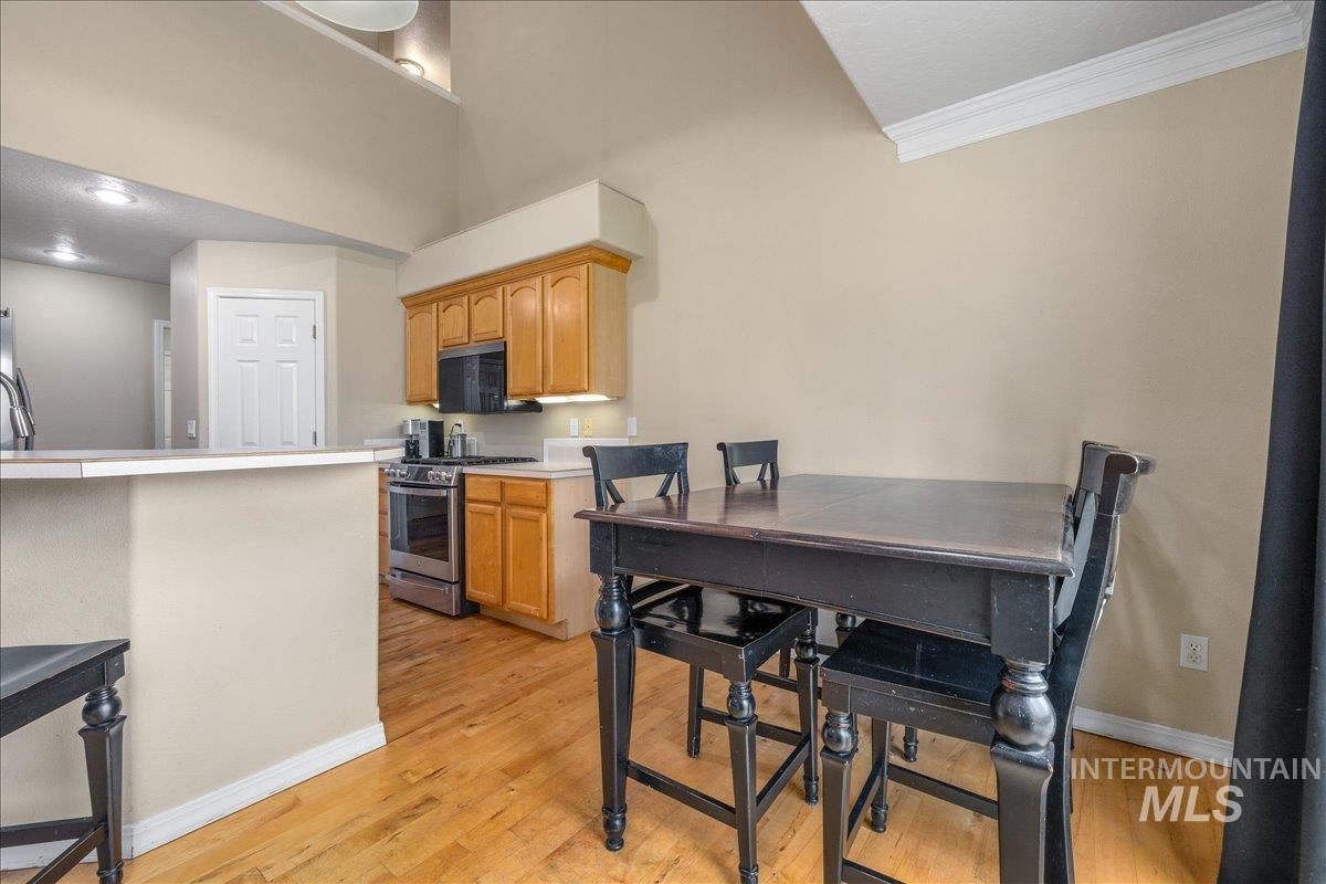 2727 S S Merrimac Pl