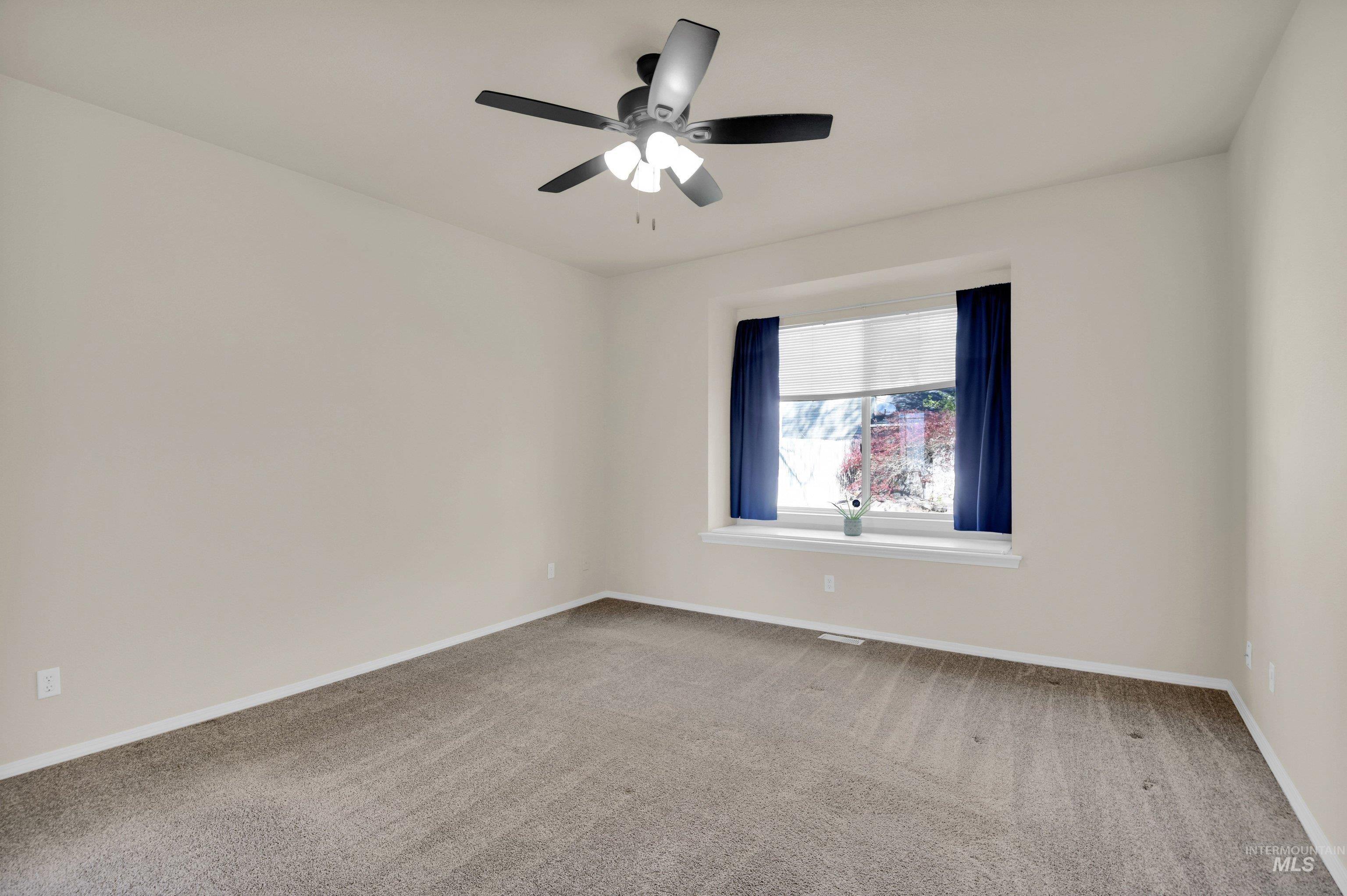 2250 E Katelyn Dr