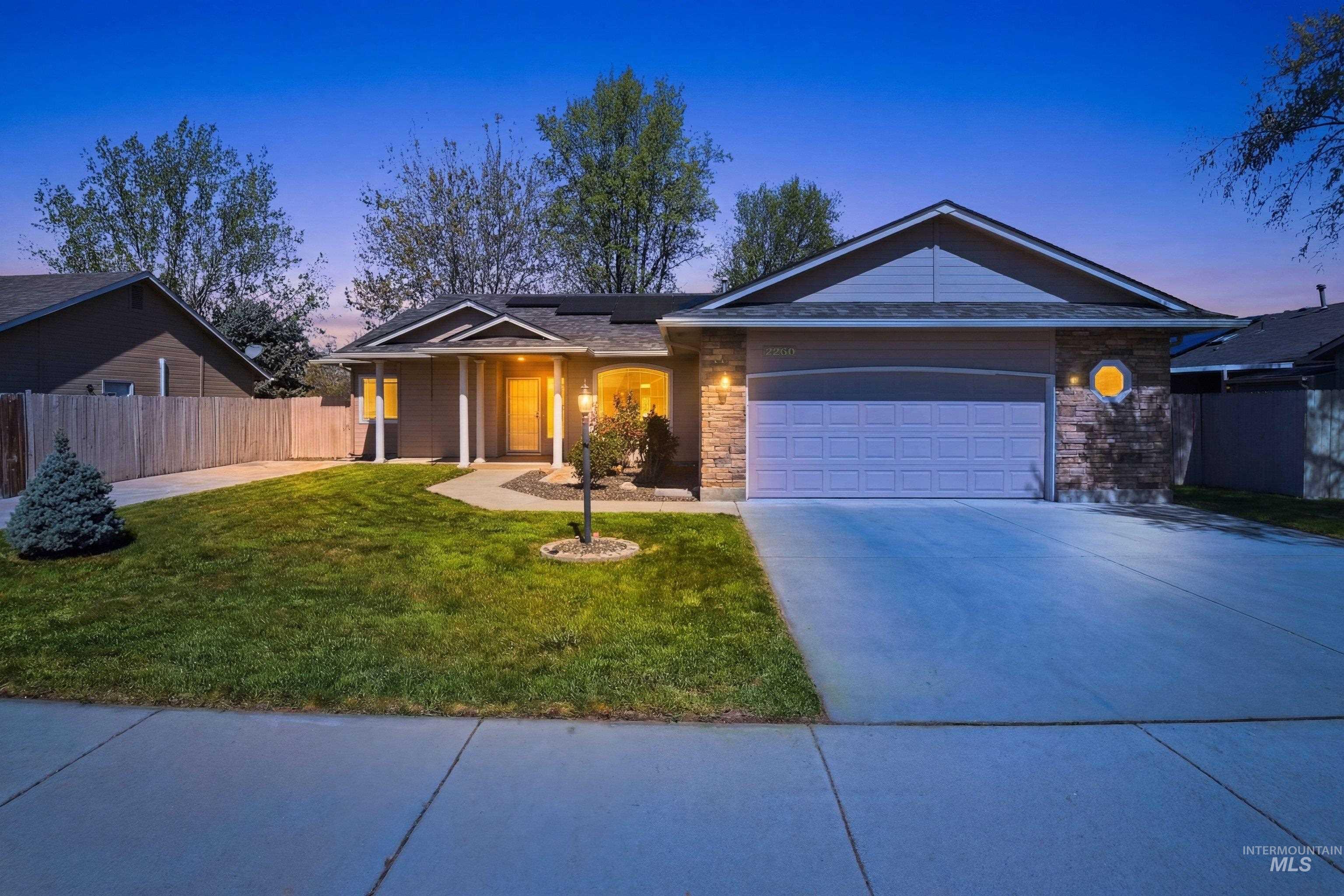2250 E Katelyn Dr
