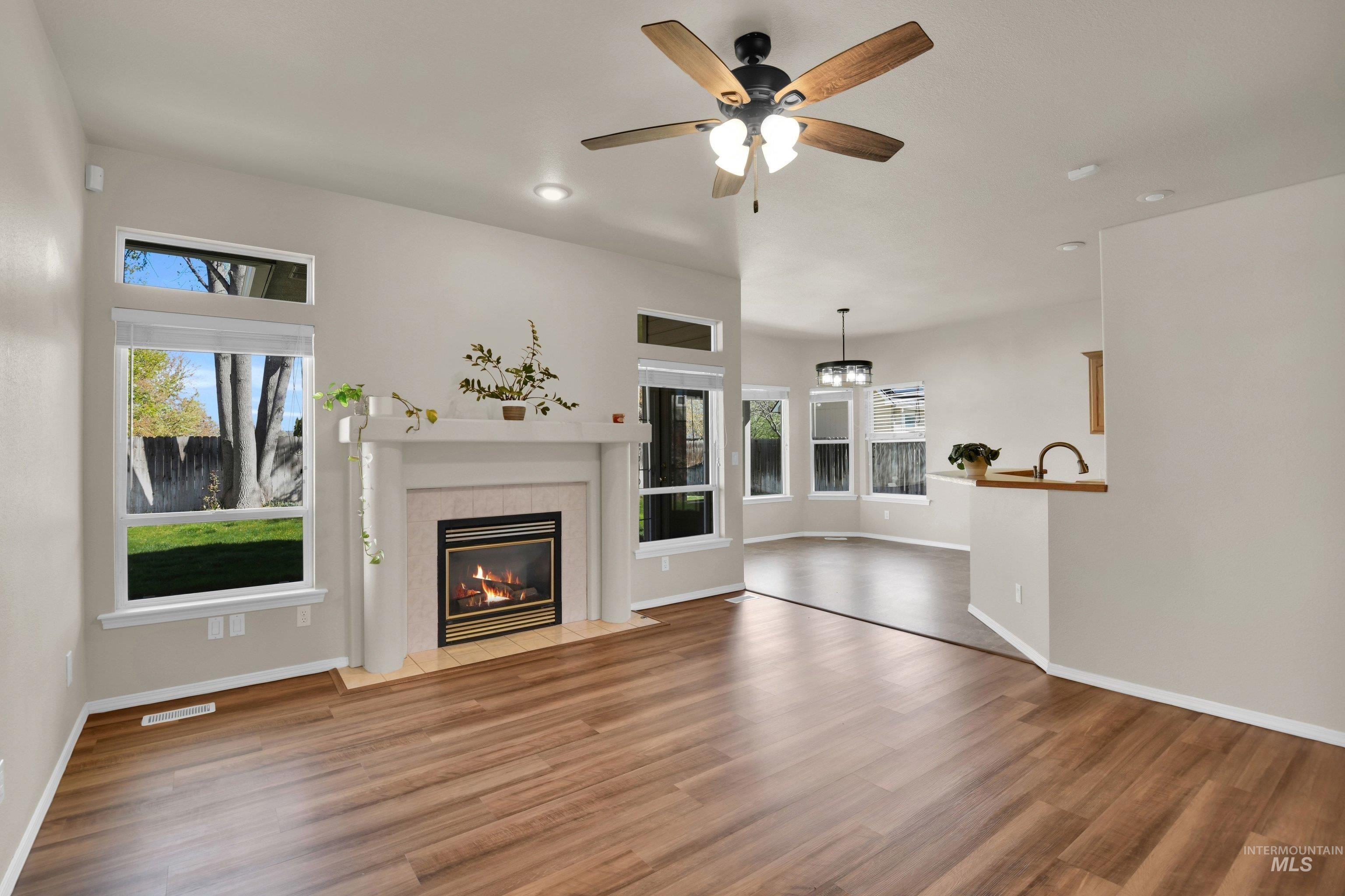 2250 E Katelyn Dr
