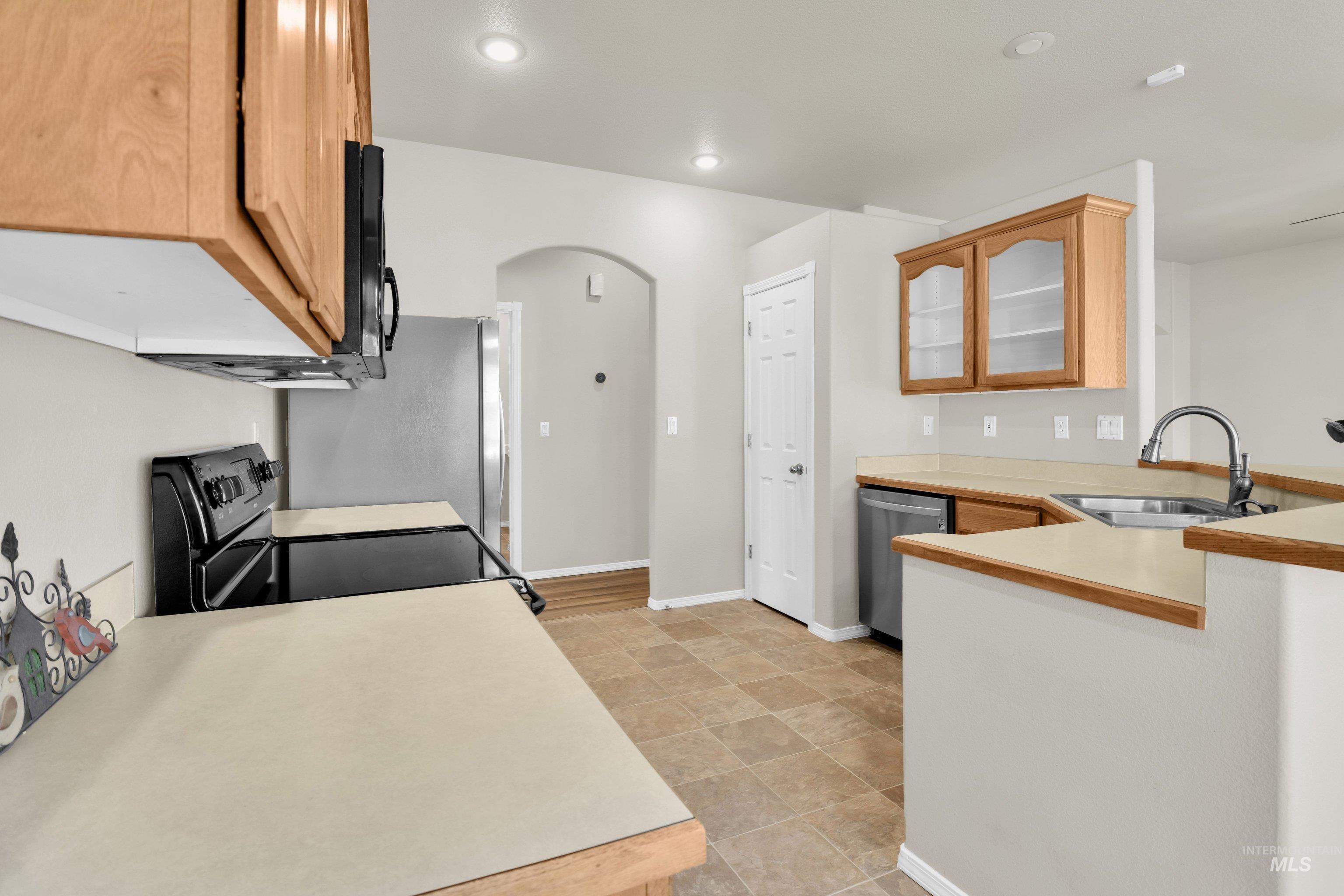2250 E Katelyn Dr