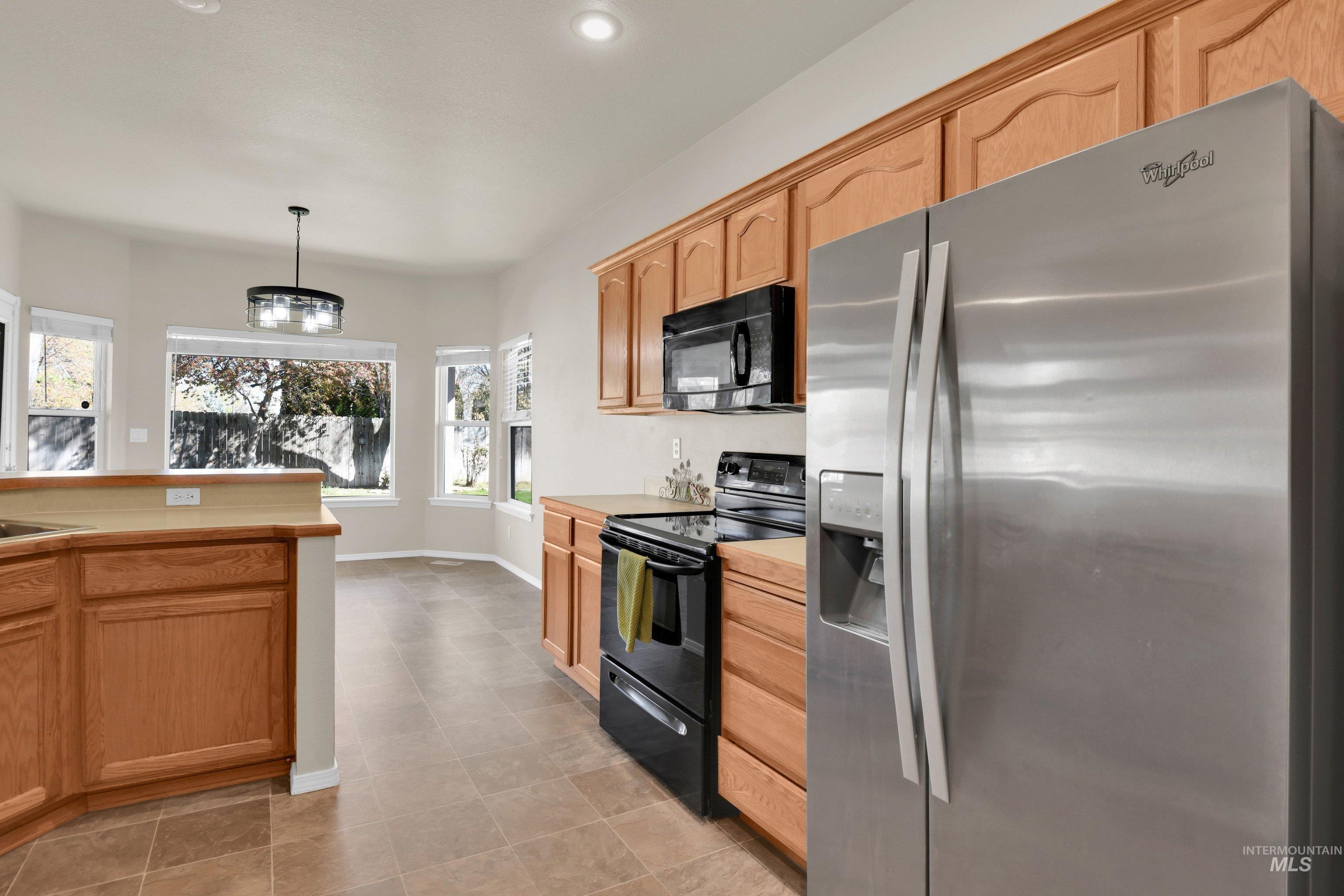 2250 E Katelyn Dr