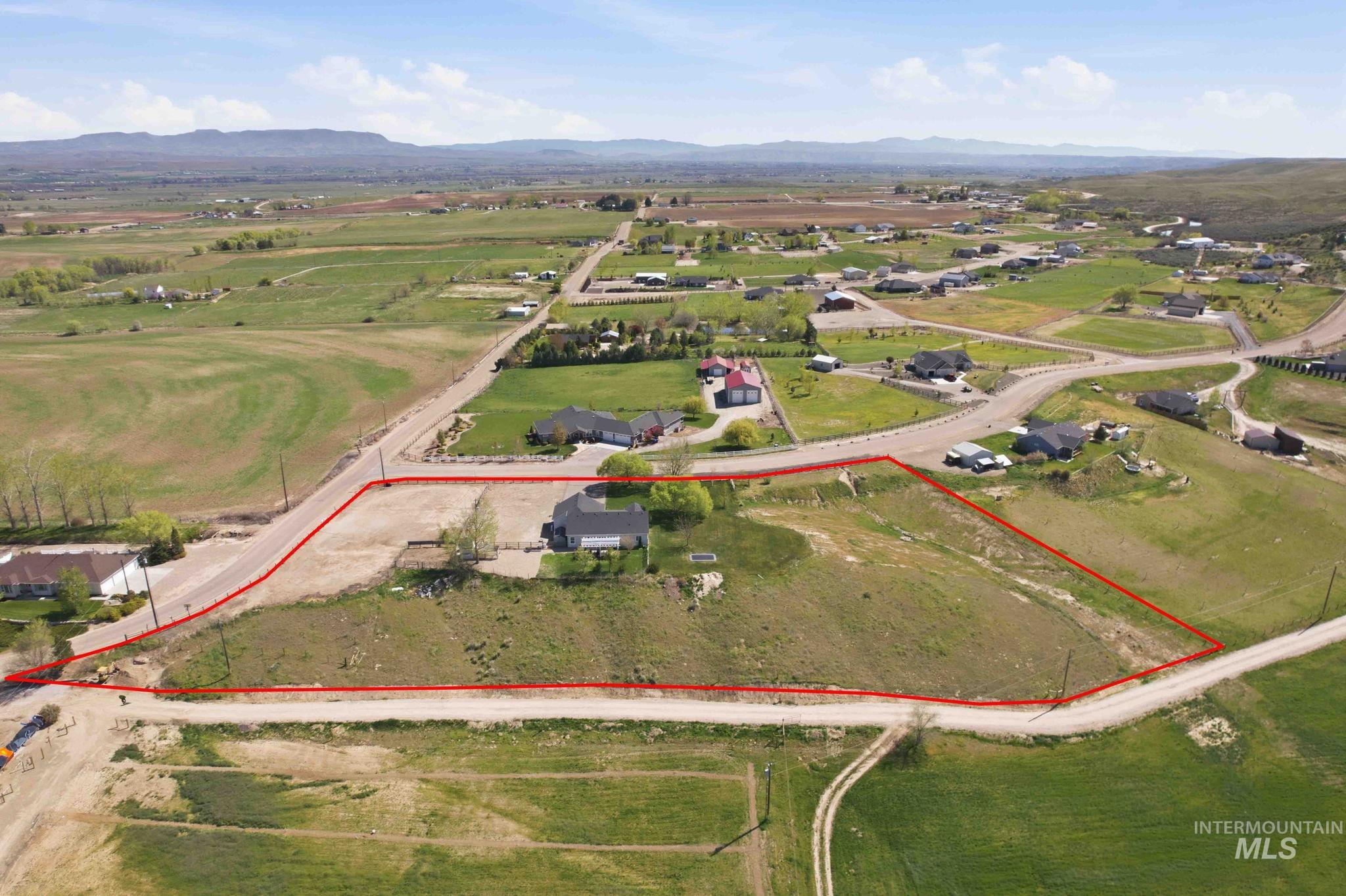 3941 Vista Ridge Lane