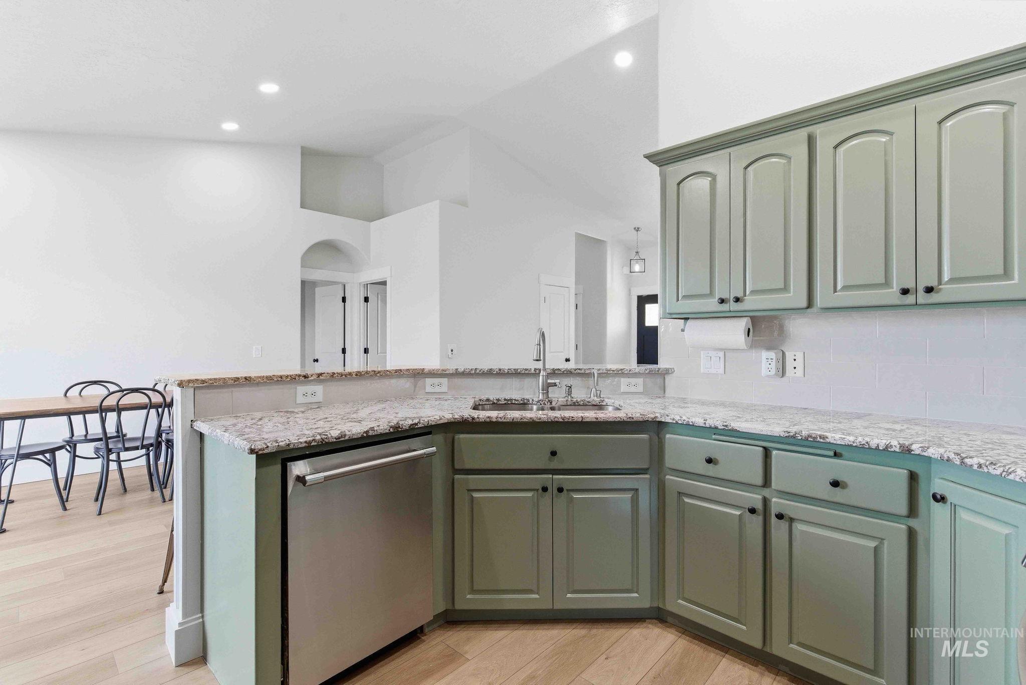 3941 Vista Ridge Lane