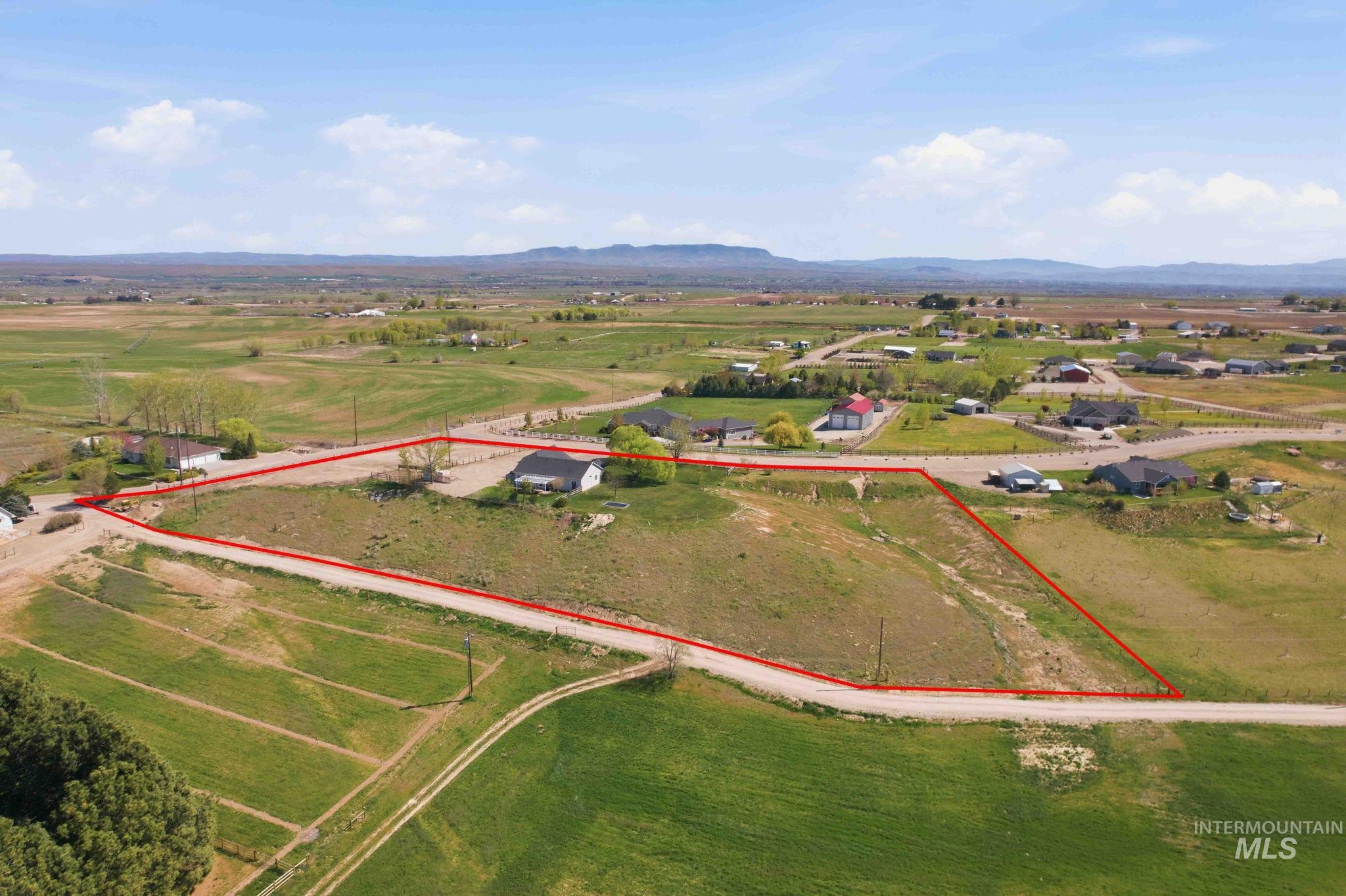 3941 Vista Ridge Lane
