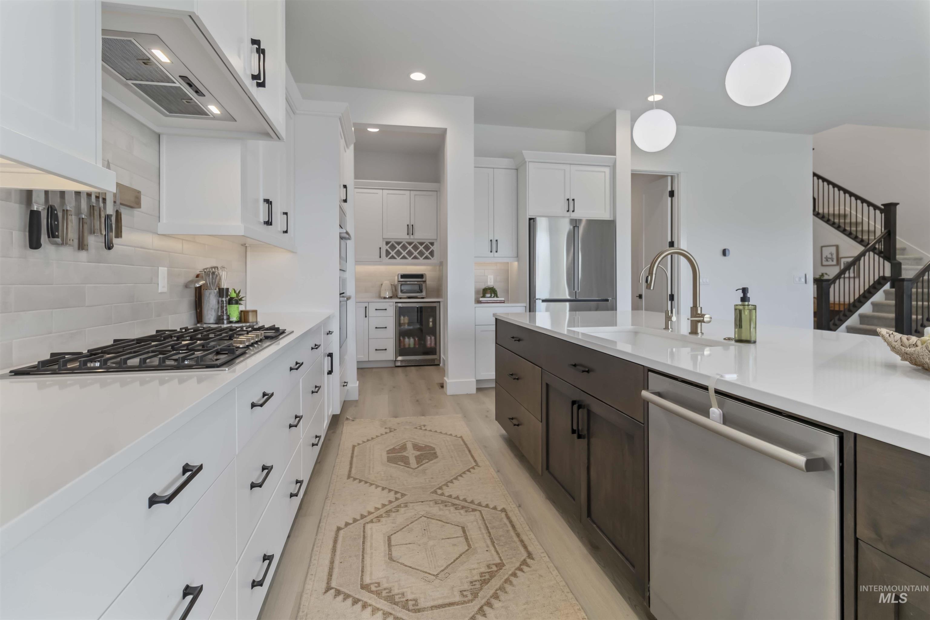 125 S Eagles Roost Way