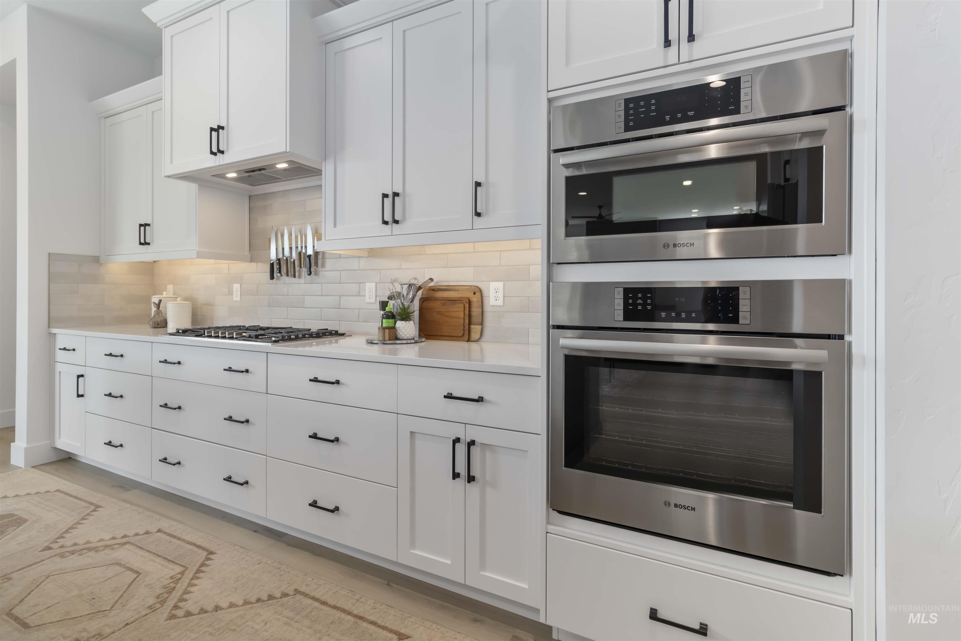 125 S Eagles Roost Way