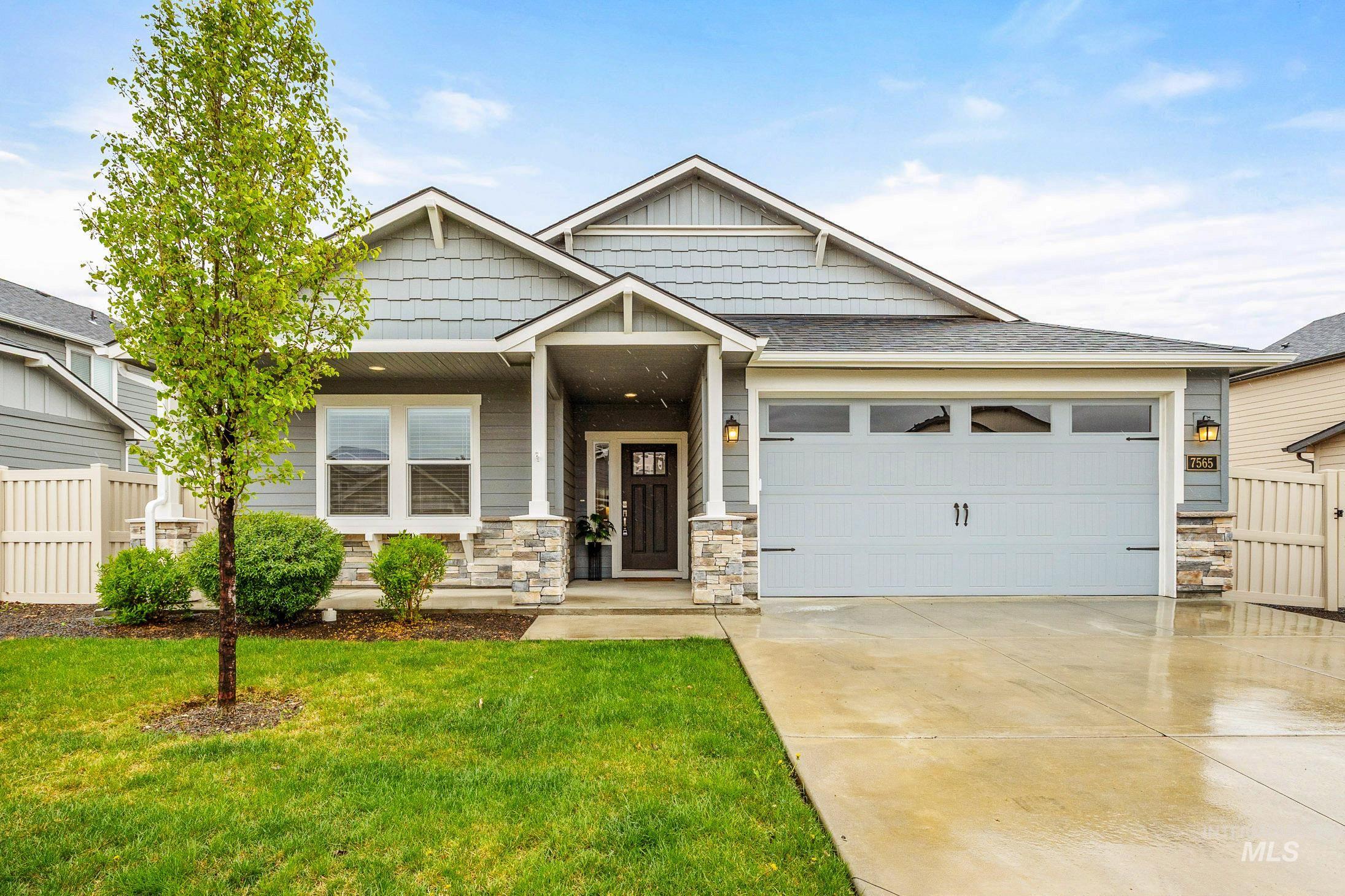 7565 W Itasco Dr