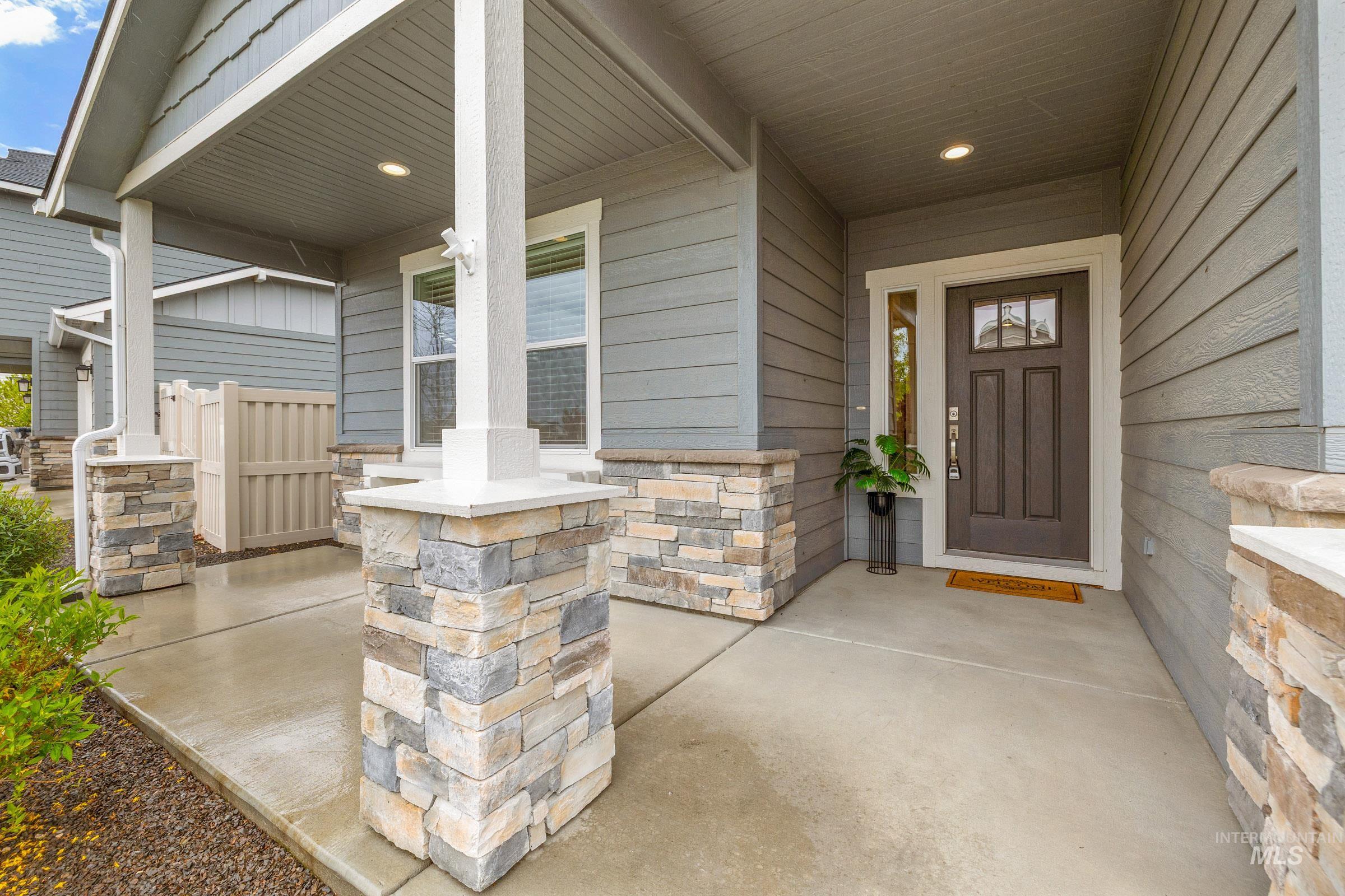 7565 W Itasco Dr