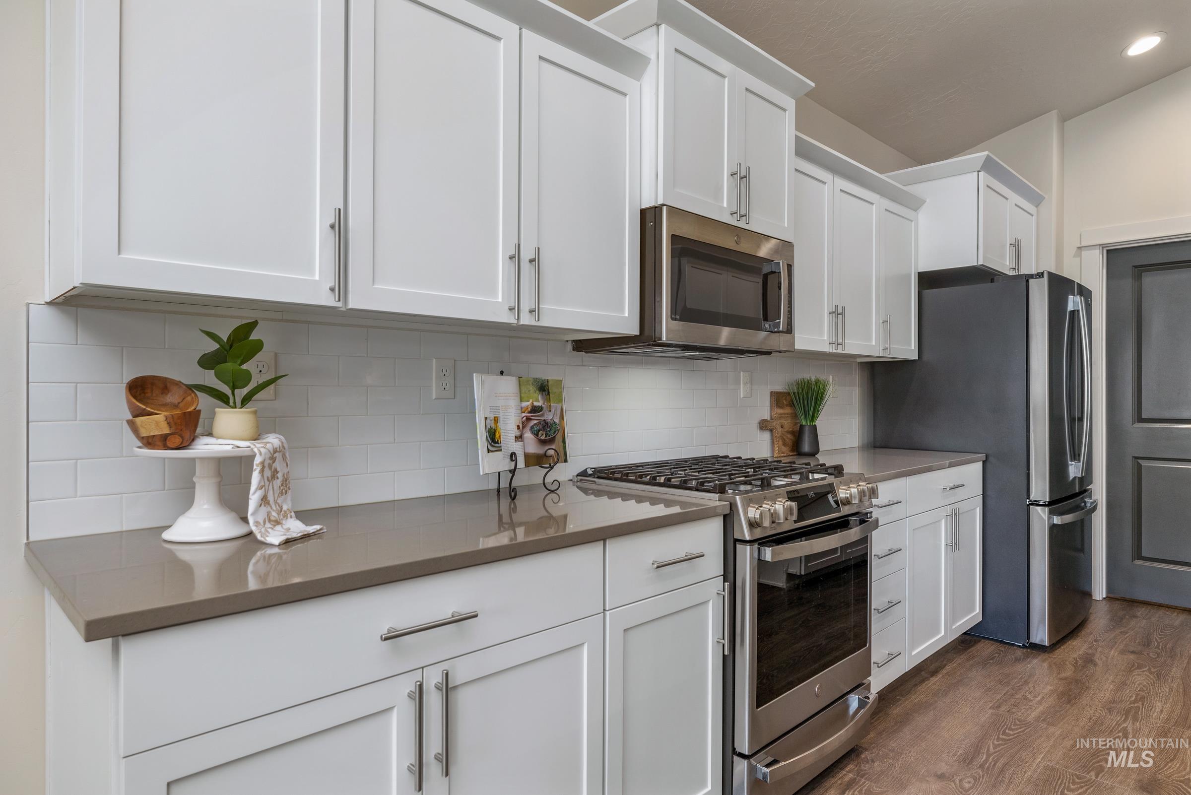 7565 W Itasco Dr