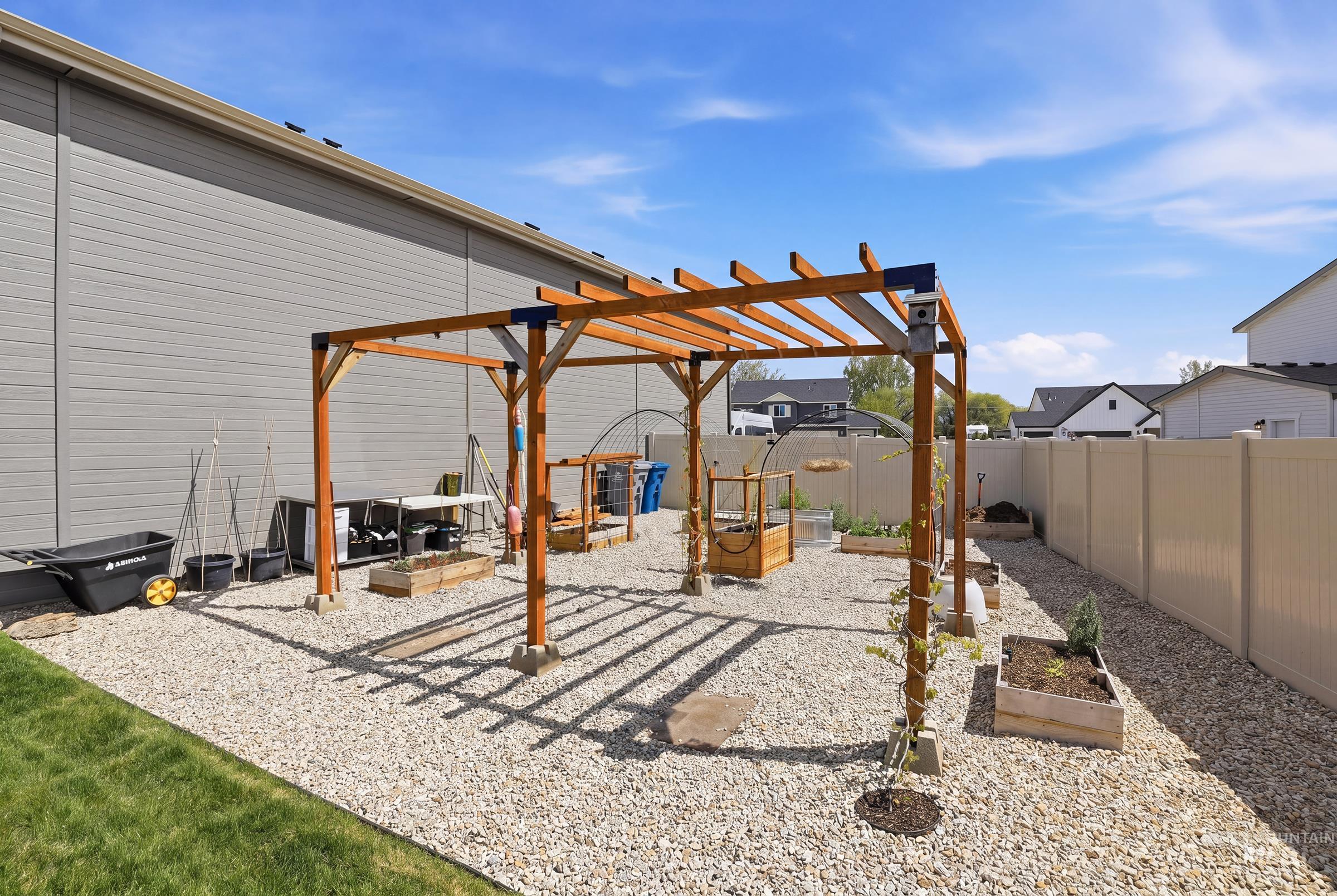 133 Insight Ct