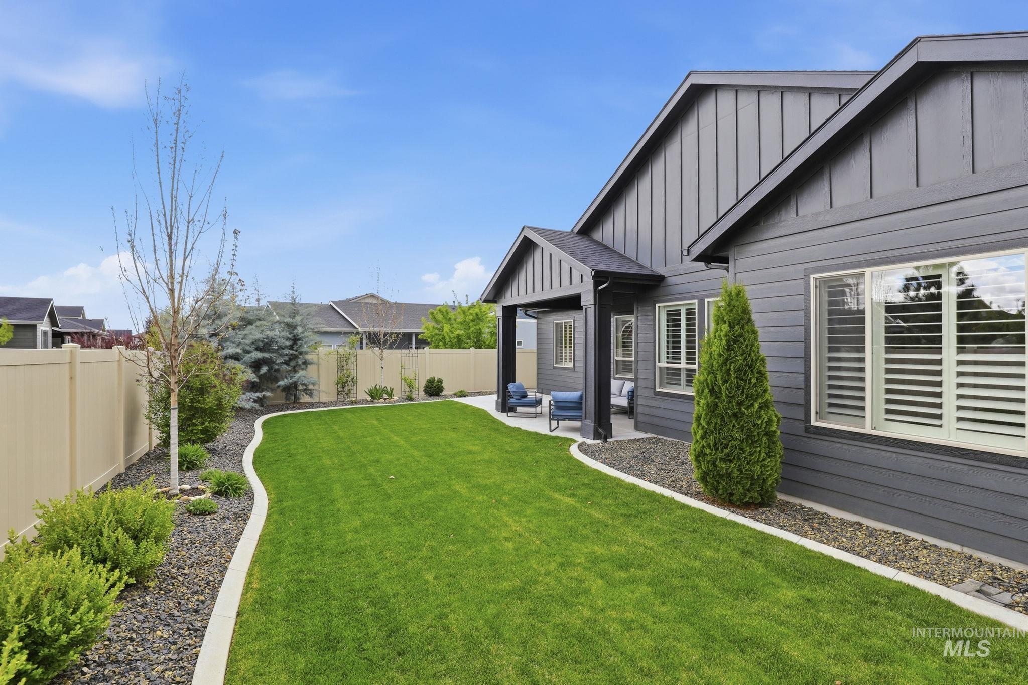 11371 W Heliopsis Dr