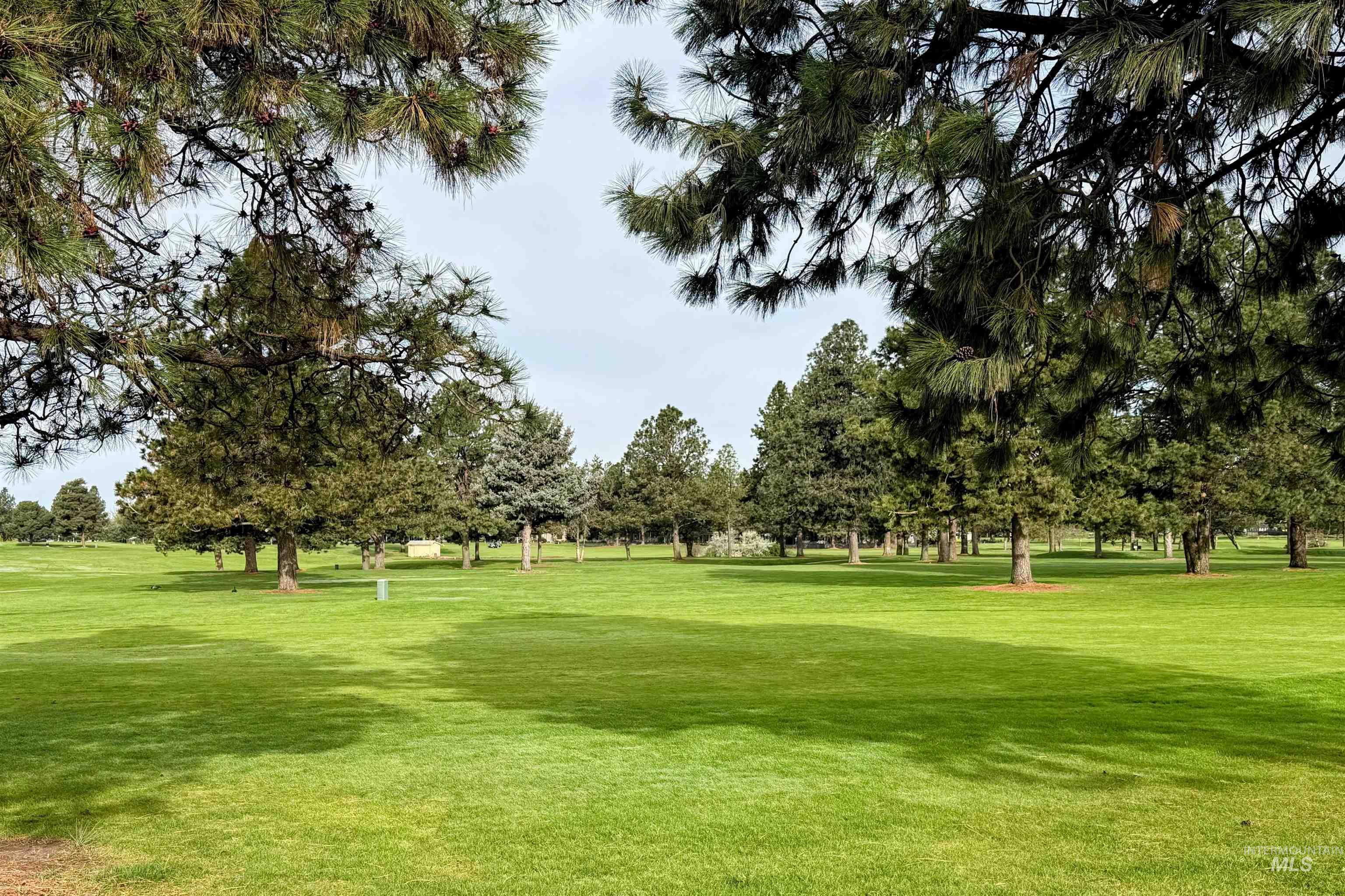 493 N Plainfield Ave