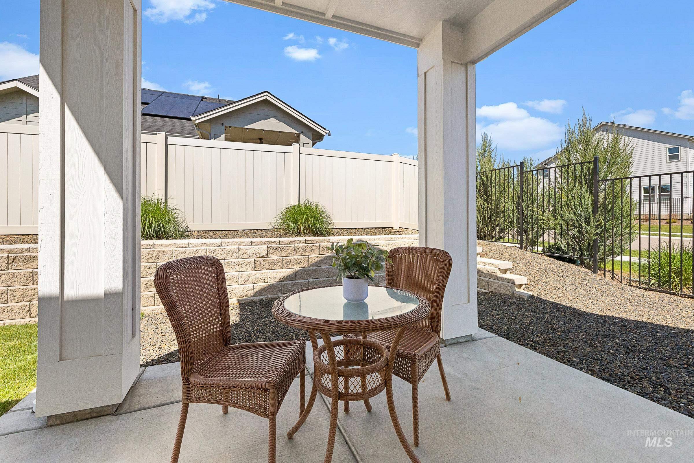 493 N Plainfield Ave