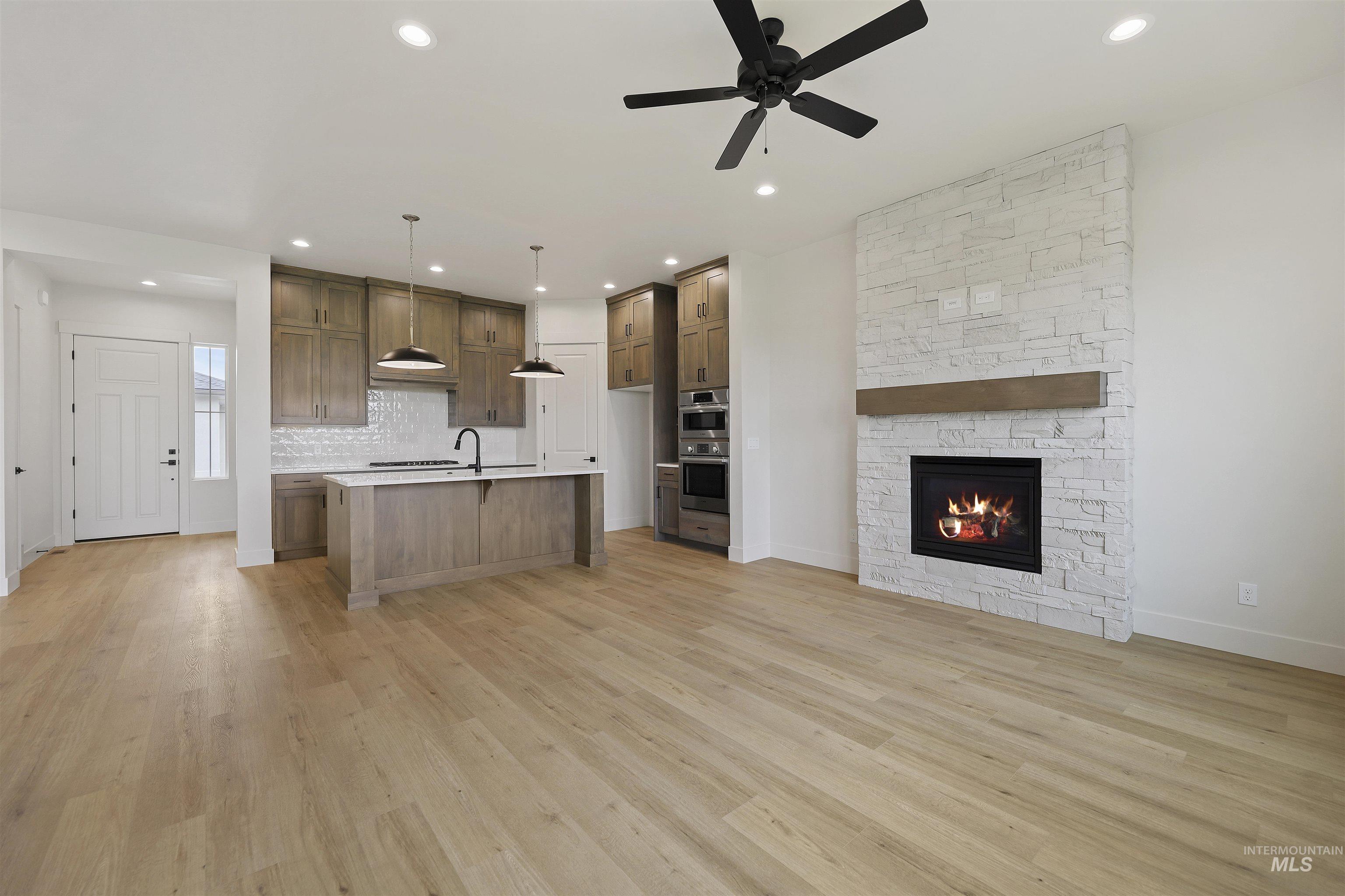 11209 S Corballis Ln.