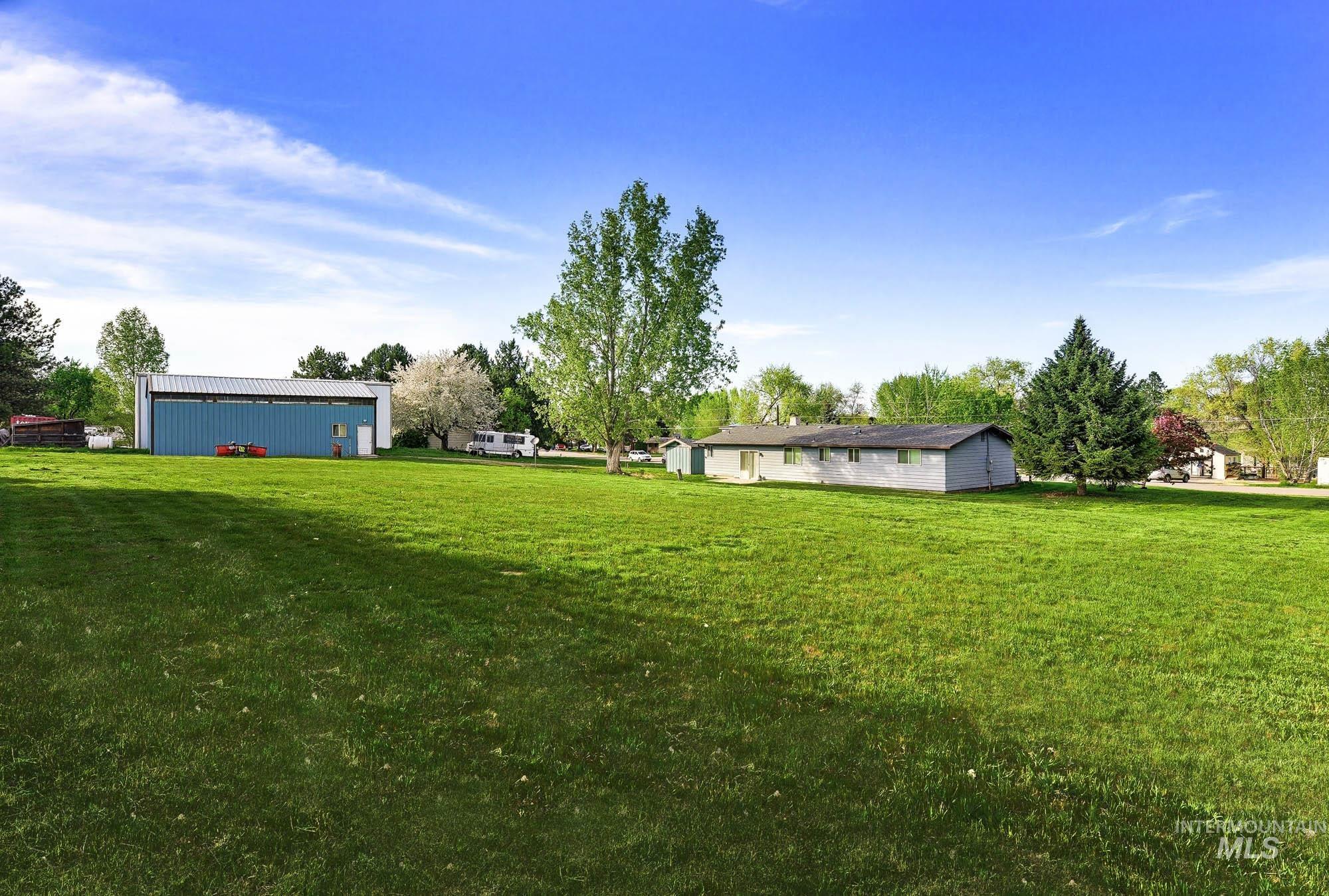 3555 S Beverly St