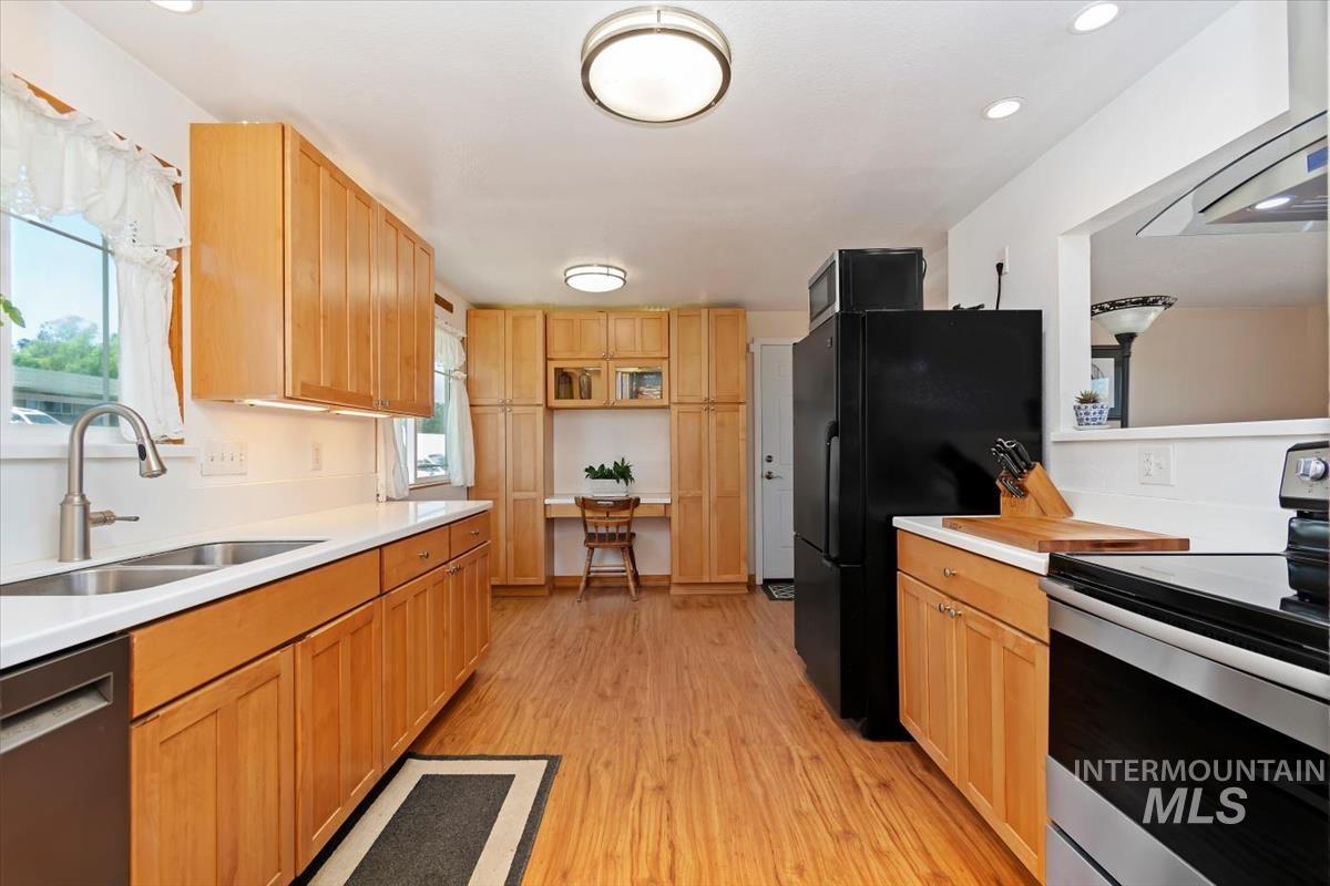 10178 W Fox Ridge Dr.