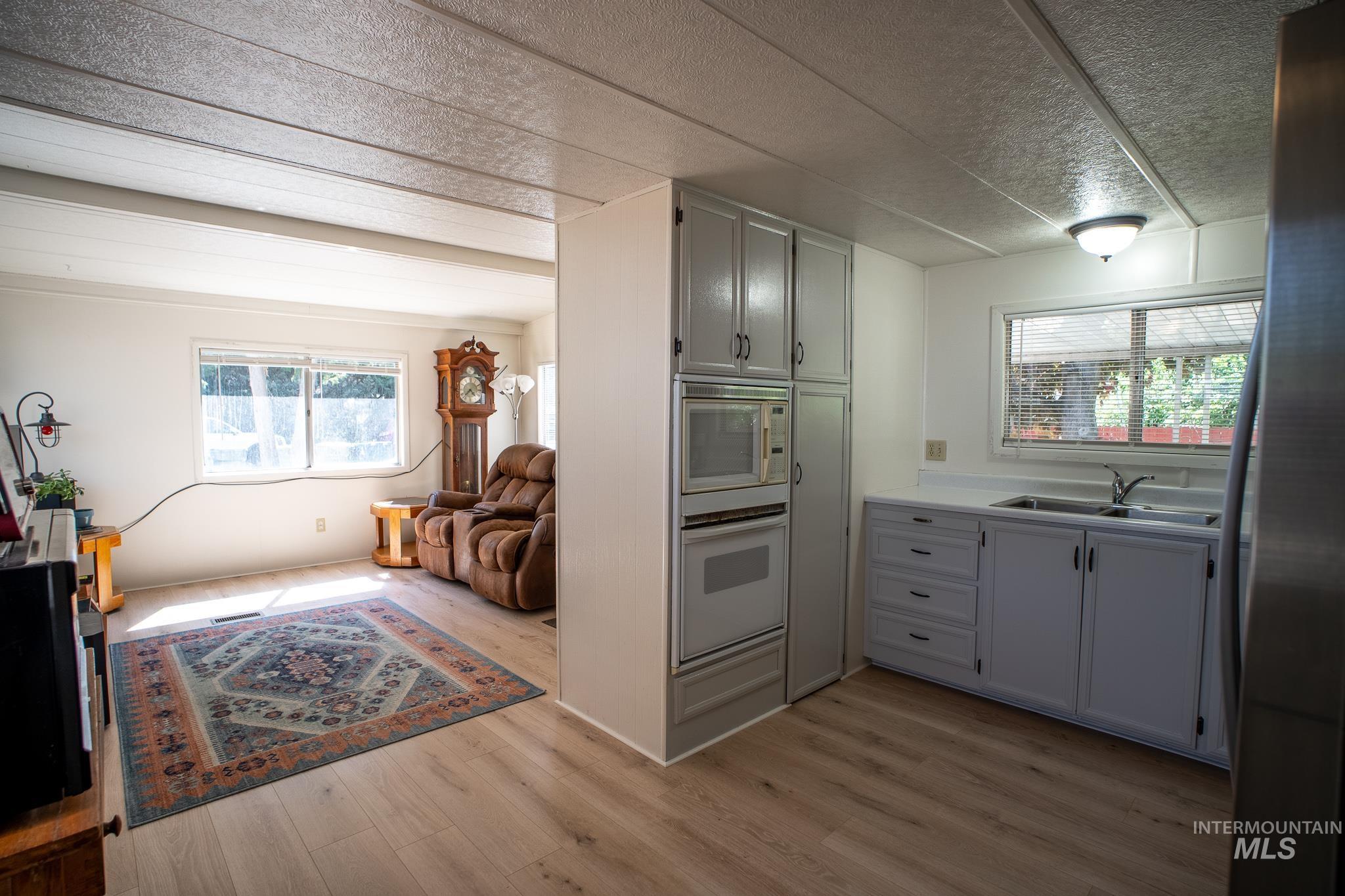 3037 N Kimball St Unit: 34